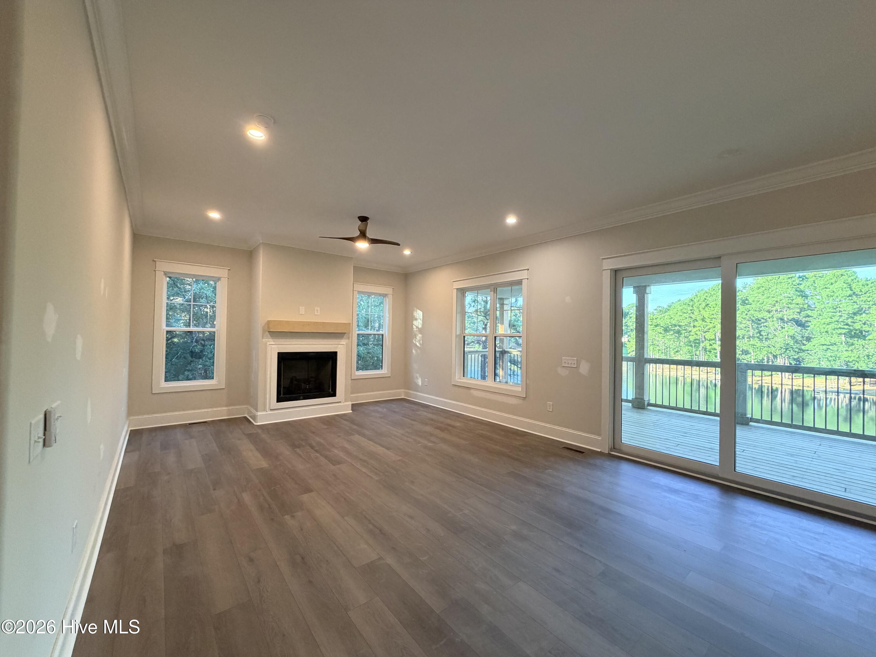16 Overpeck Lane Property Photo 14