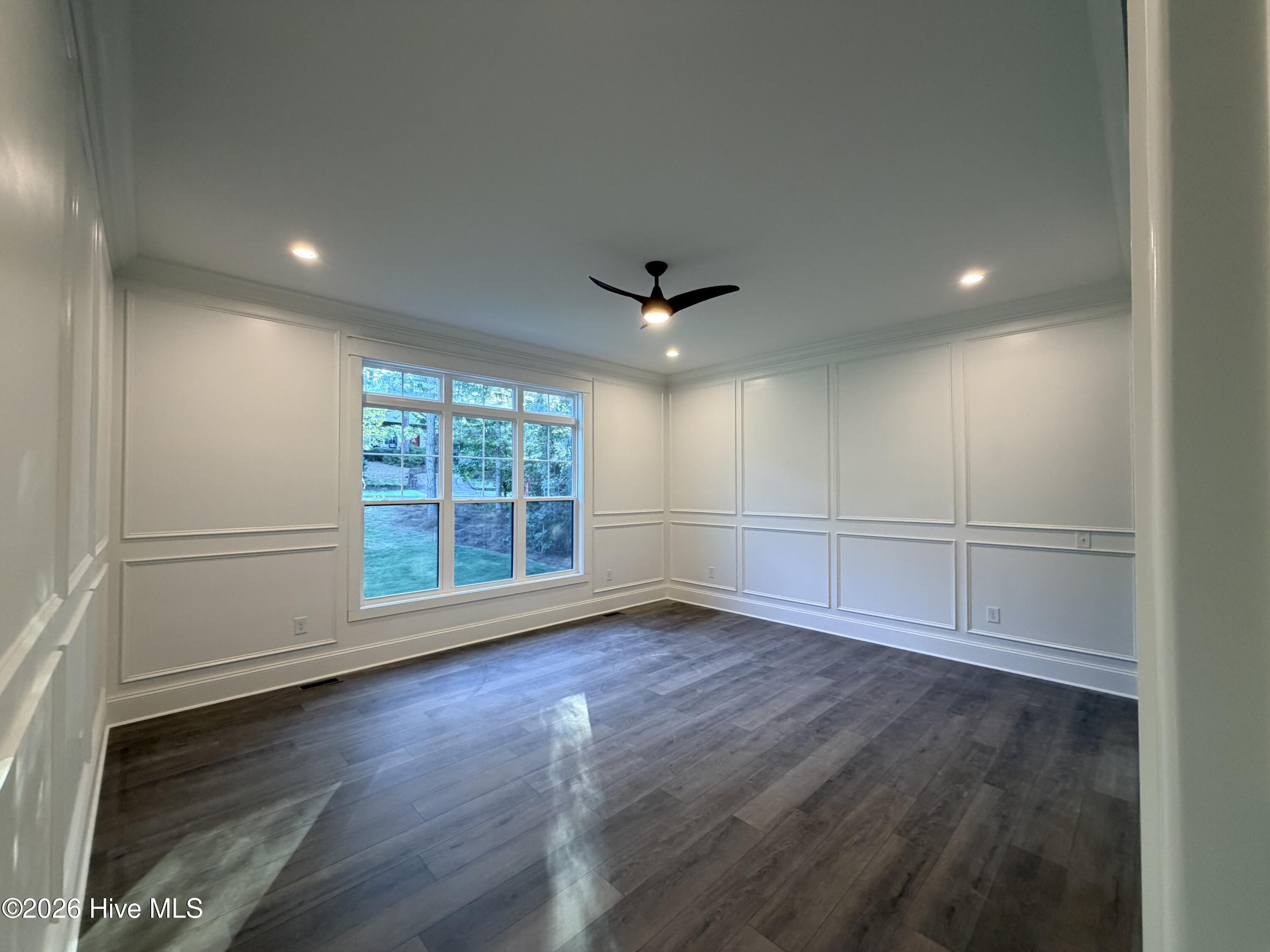 16 Overpeck Lane Property Photo 15
