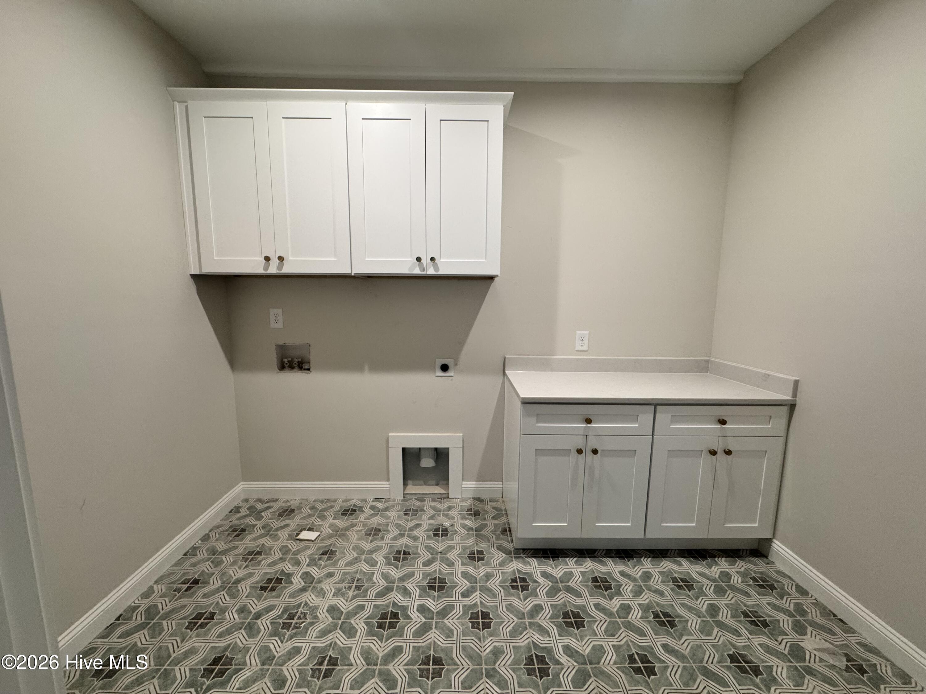16 Overpeck Lane Property Photo 18