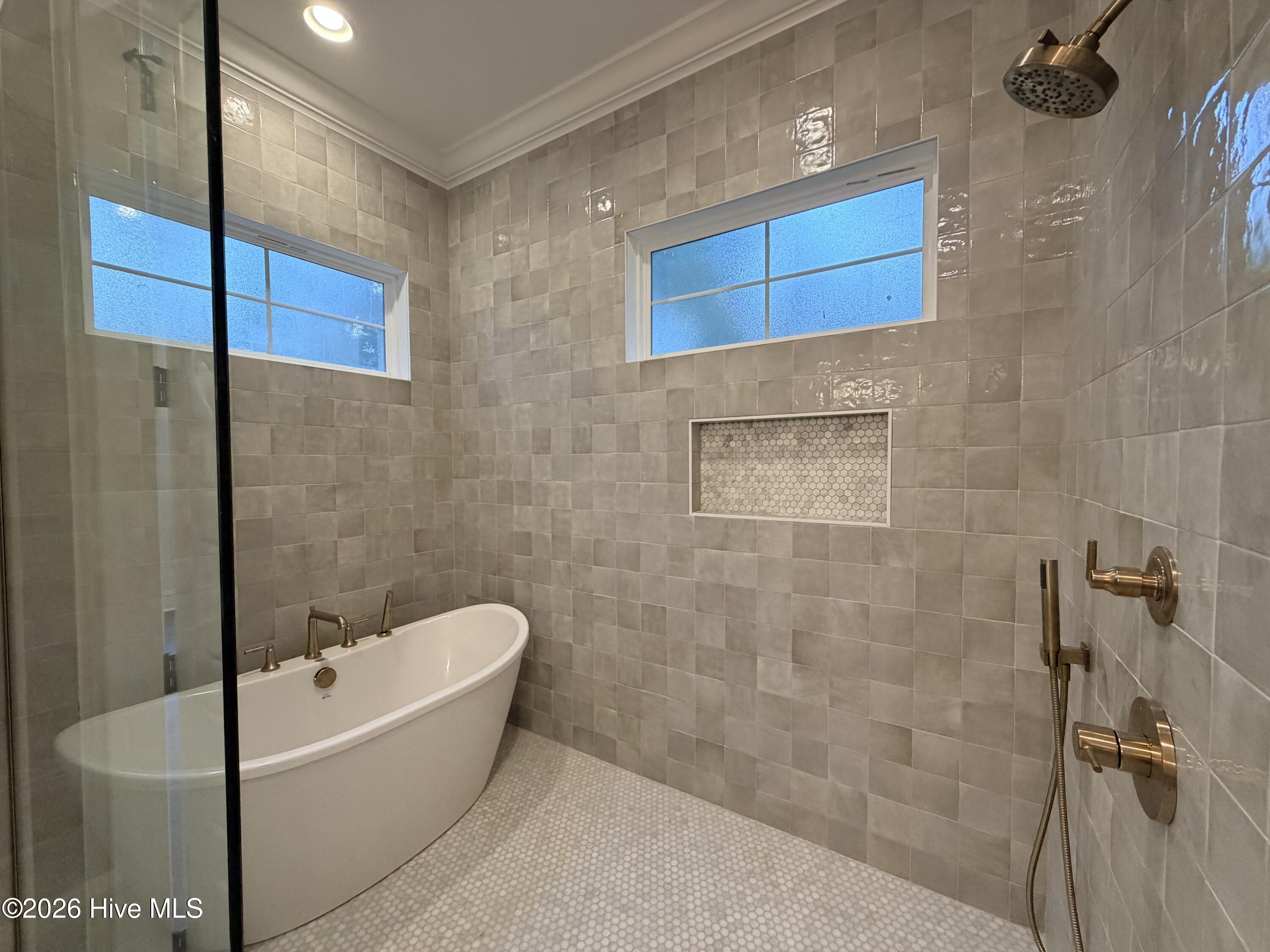 16 Overpeck Lane Property Photo 19