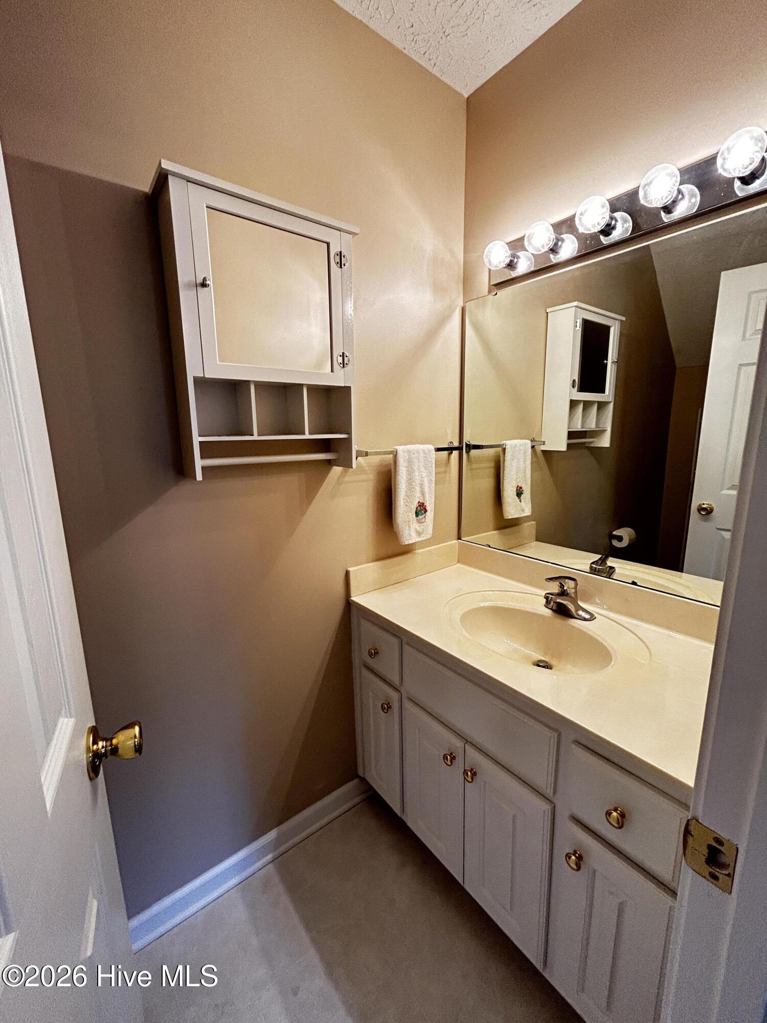 4111 Yarmouth Road Property Photo 17