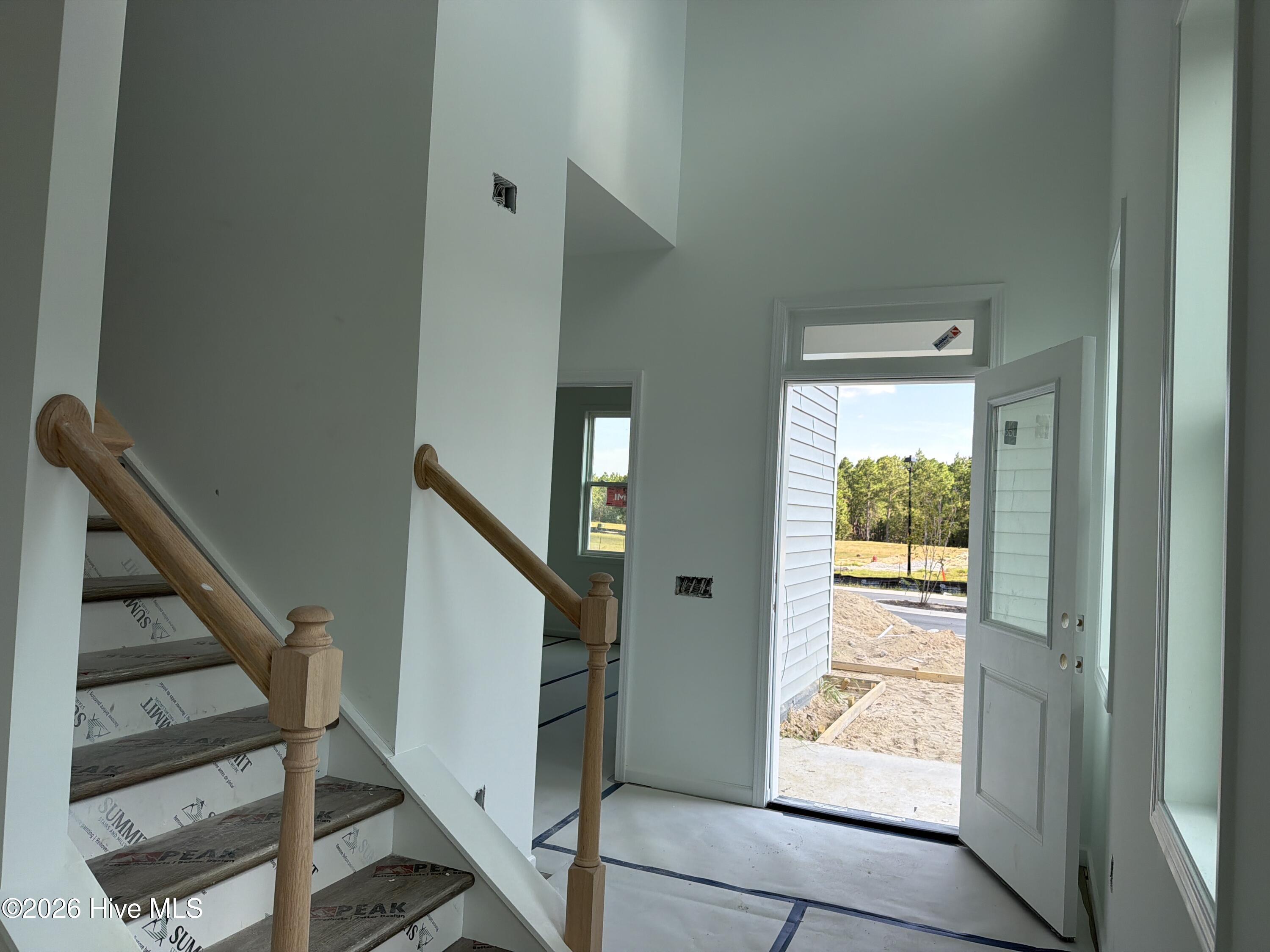 523 Midsummer Street Property Photo 5