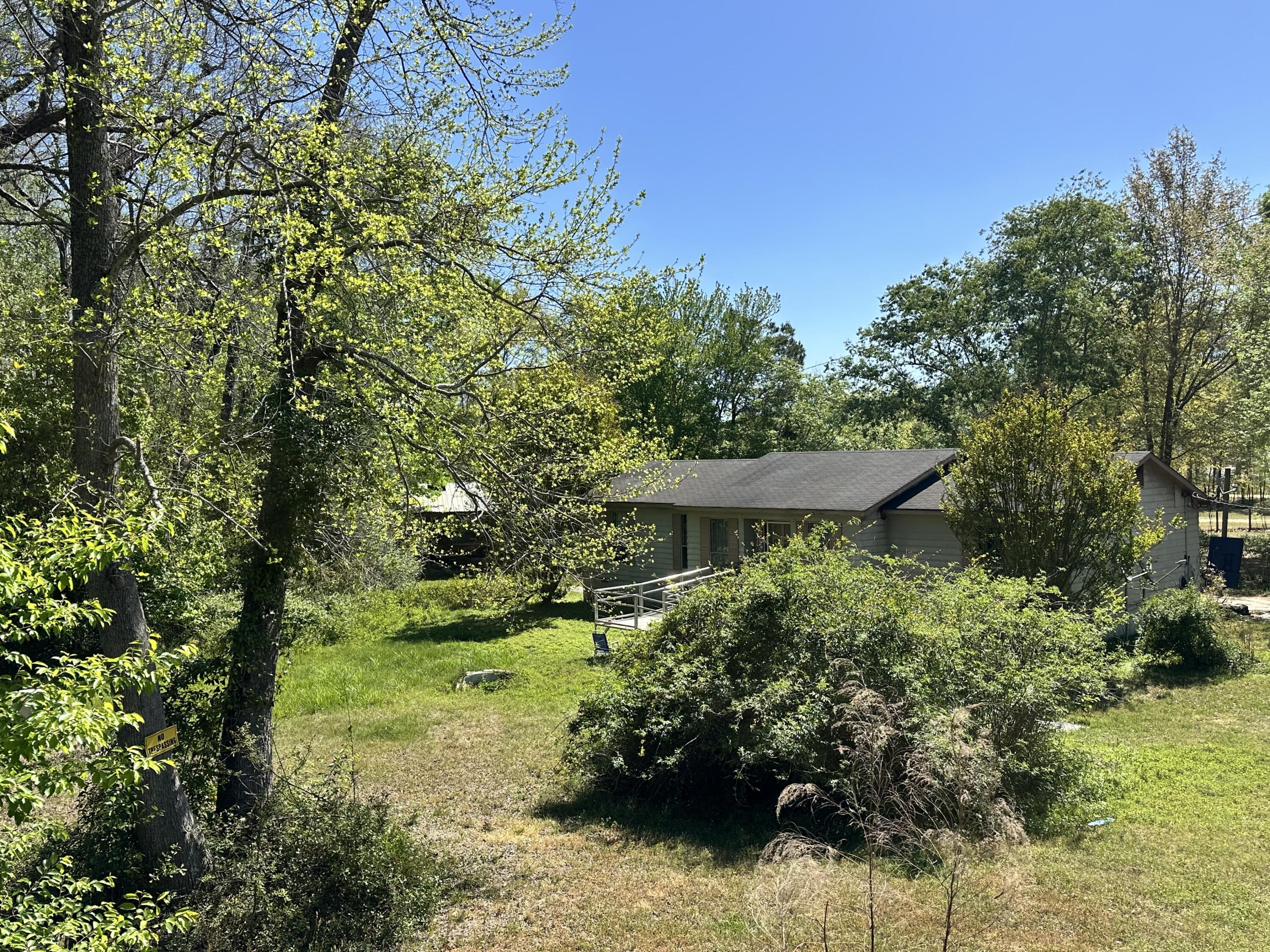 330 Pipeline Road Property Photo 5