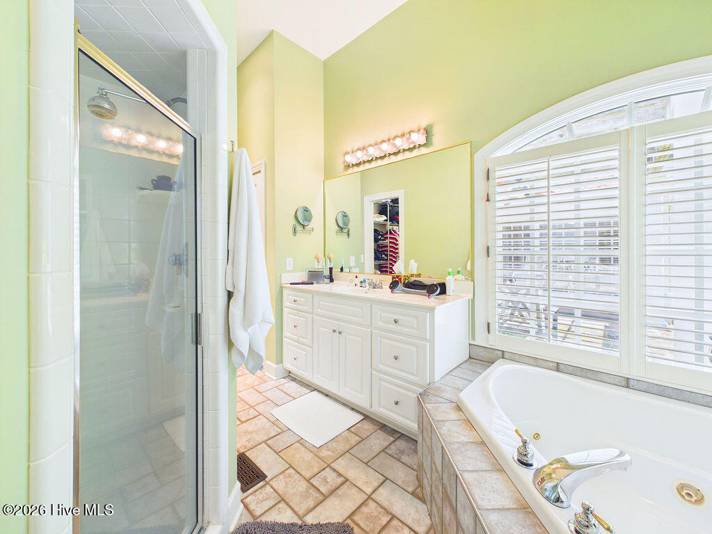 48 Royal County Down Property Photo 14