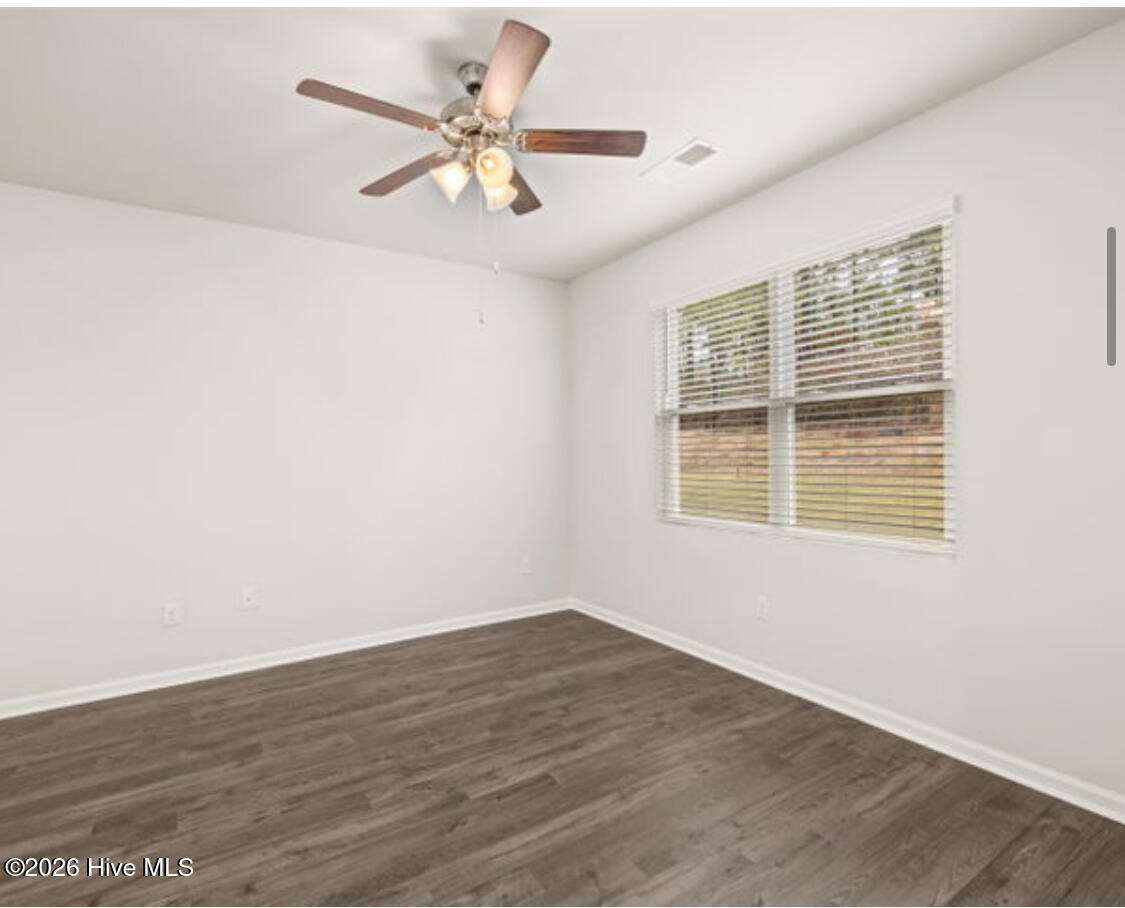 1227 University Lane D Property Photo 16