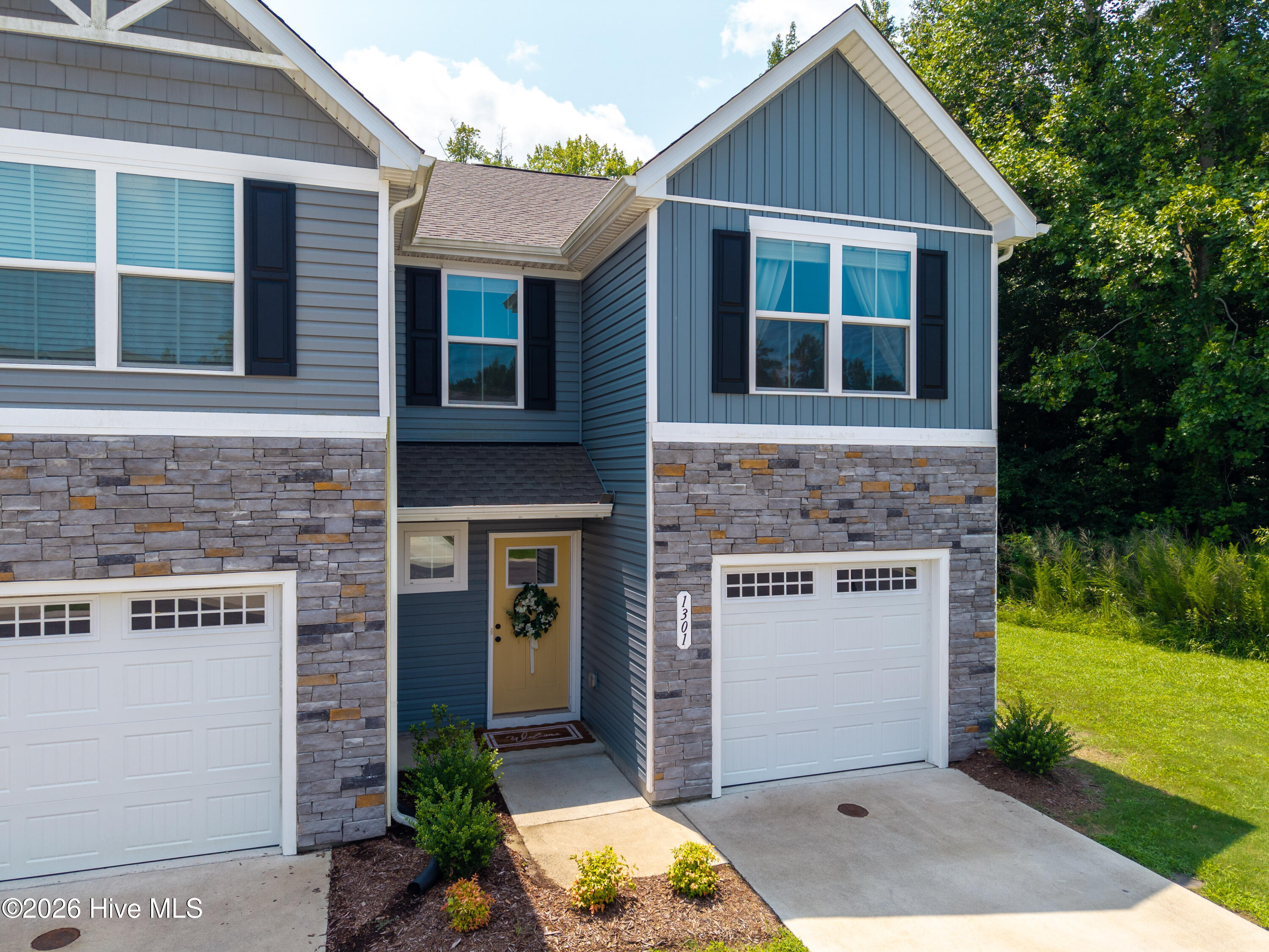 1301 Raven Way Property Photo 3