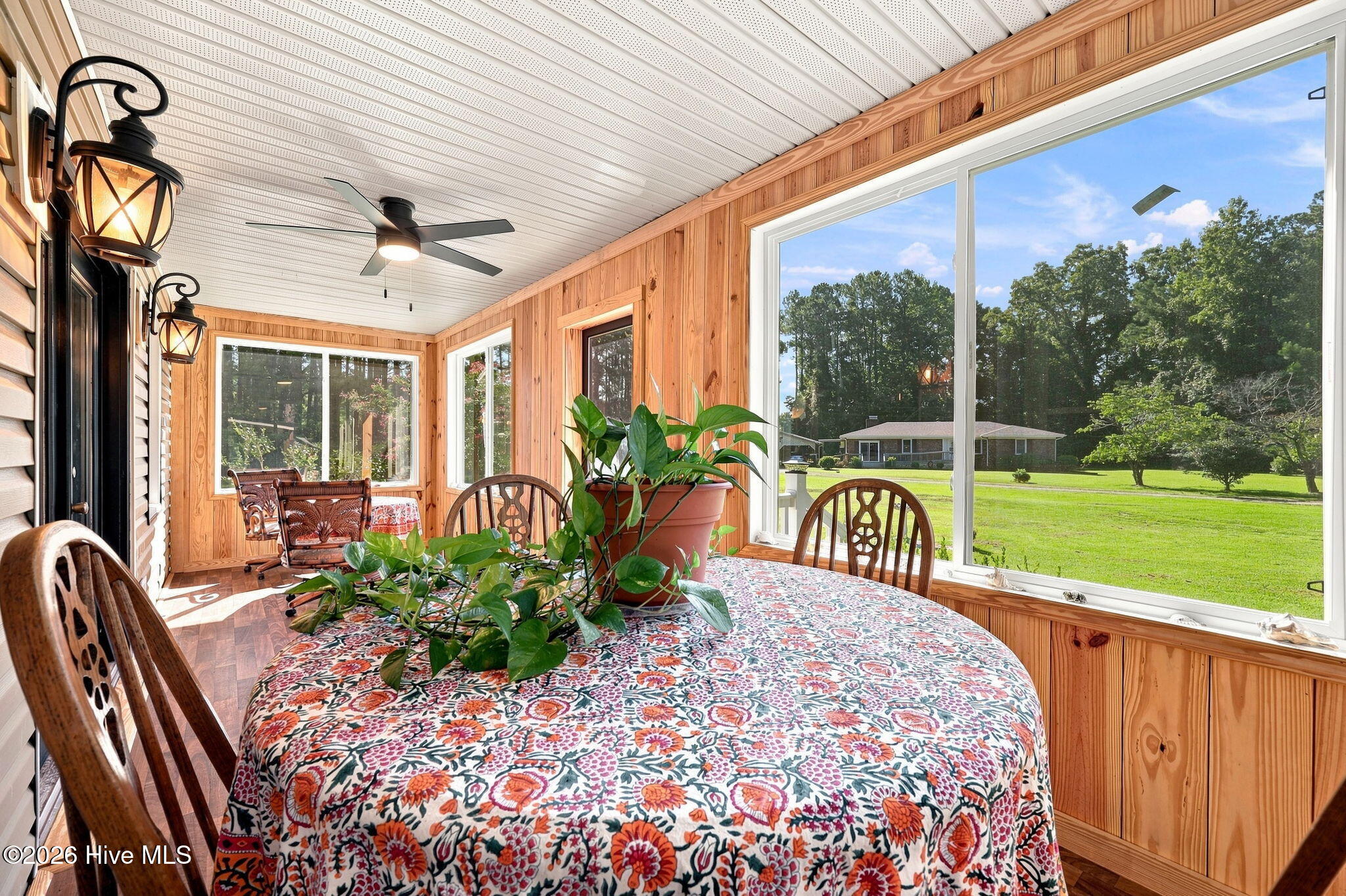 208 Dixon Circle Property Photo 39