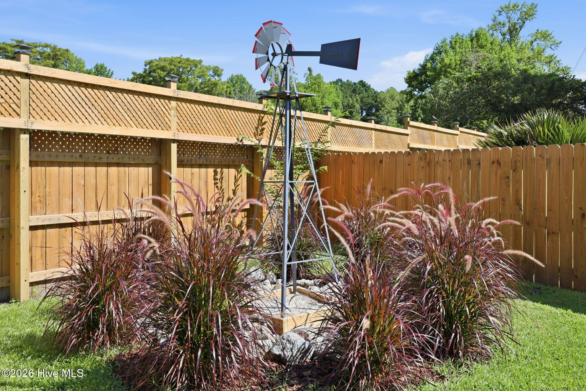 208 Dixon Circle Property Photo 42