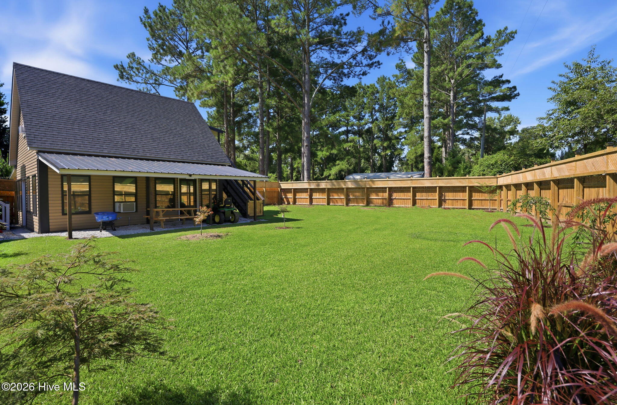 208 Dixon Circle Property Photo 43