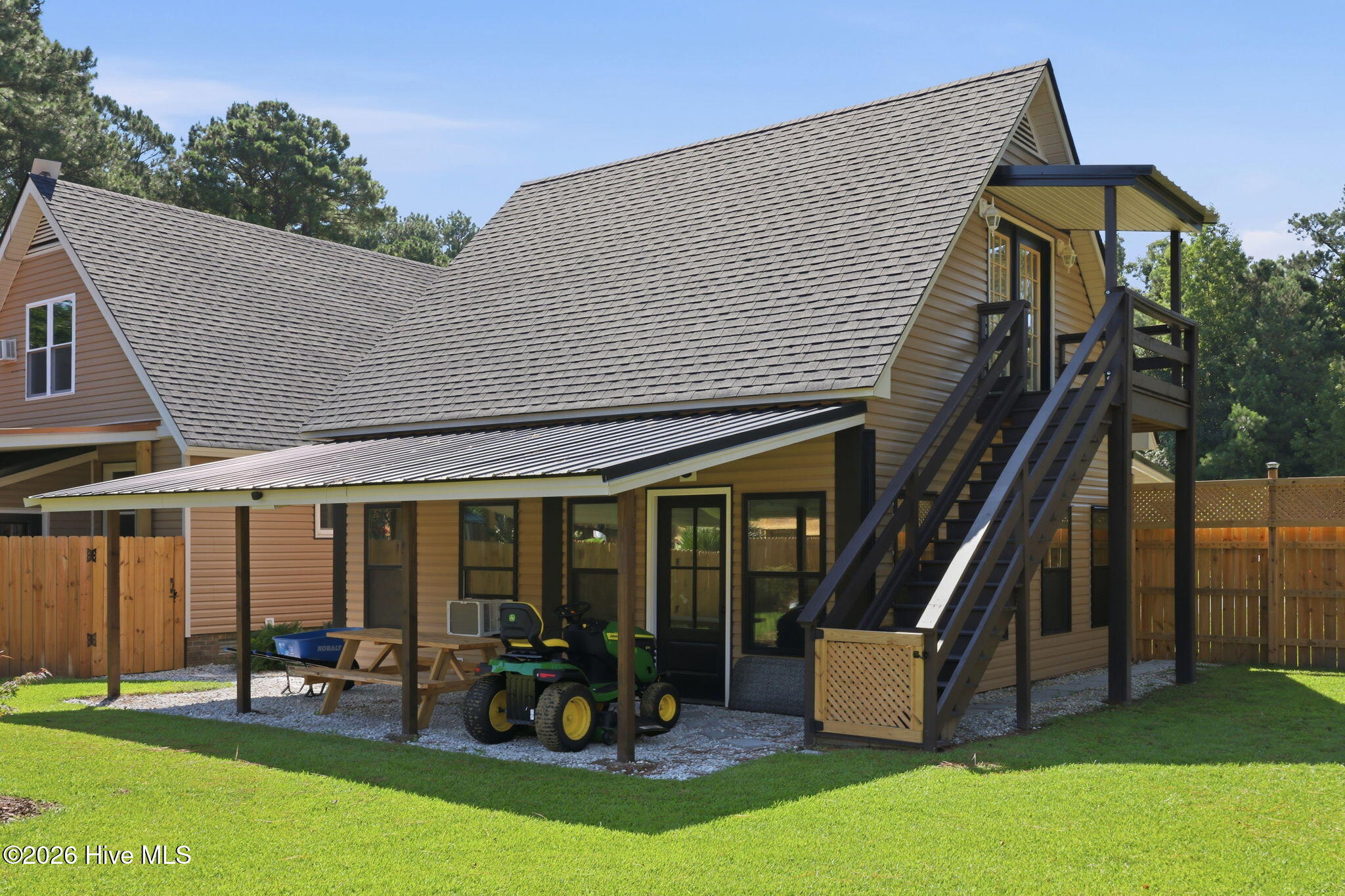 208 Dixon Circle Property Photo 45
