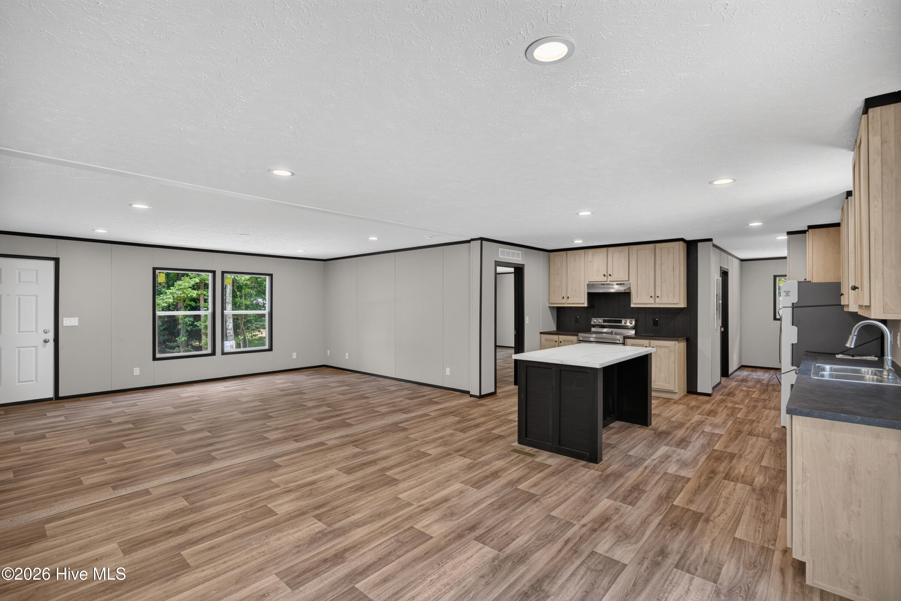 372 Mallard Roost Drive Property Photo 13