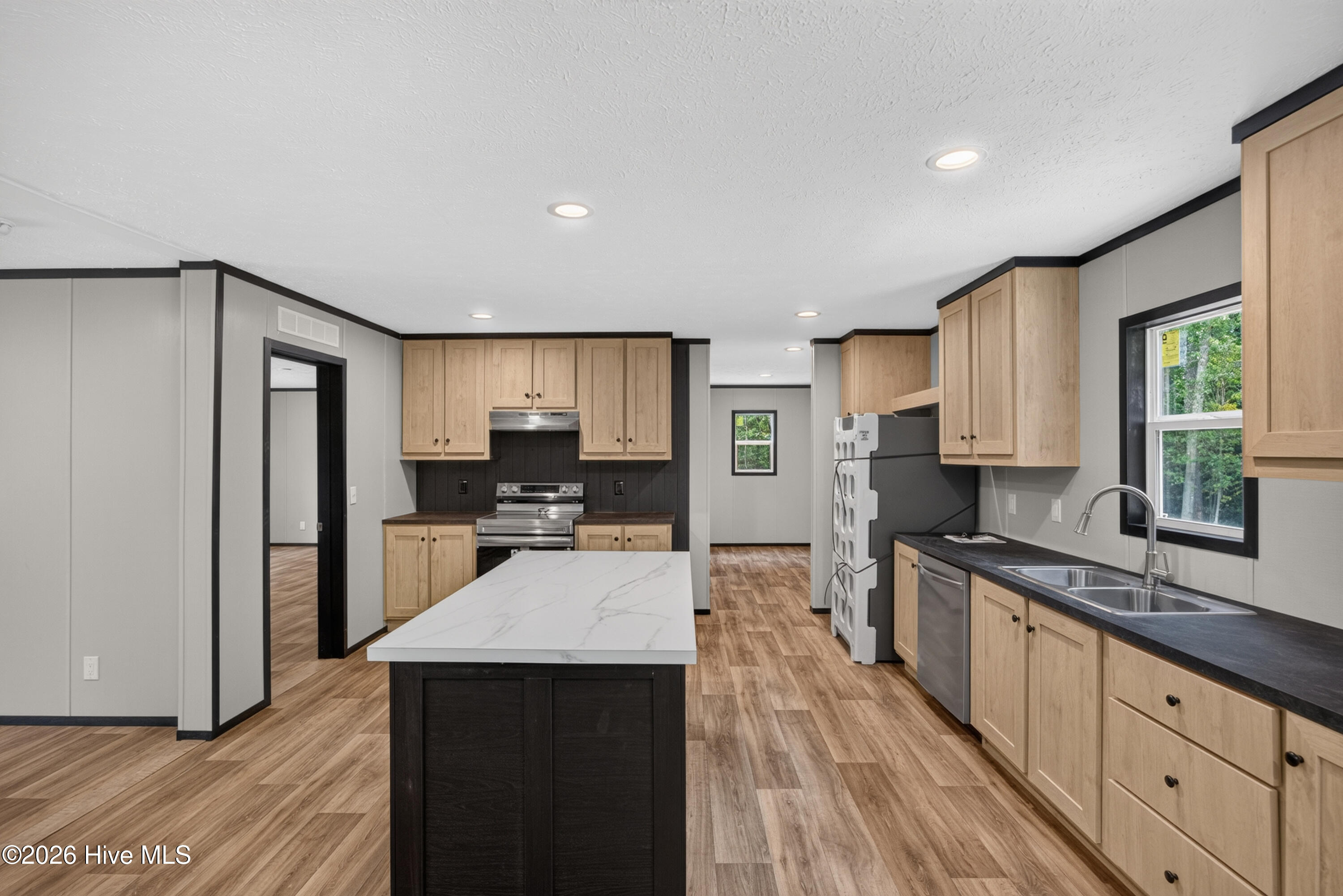 372 Mallard Roost Drive Property Photo 14