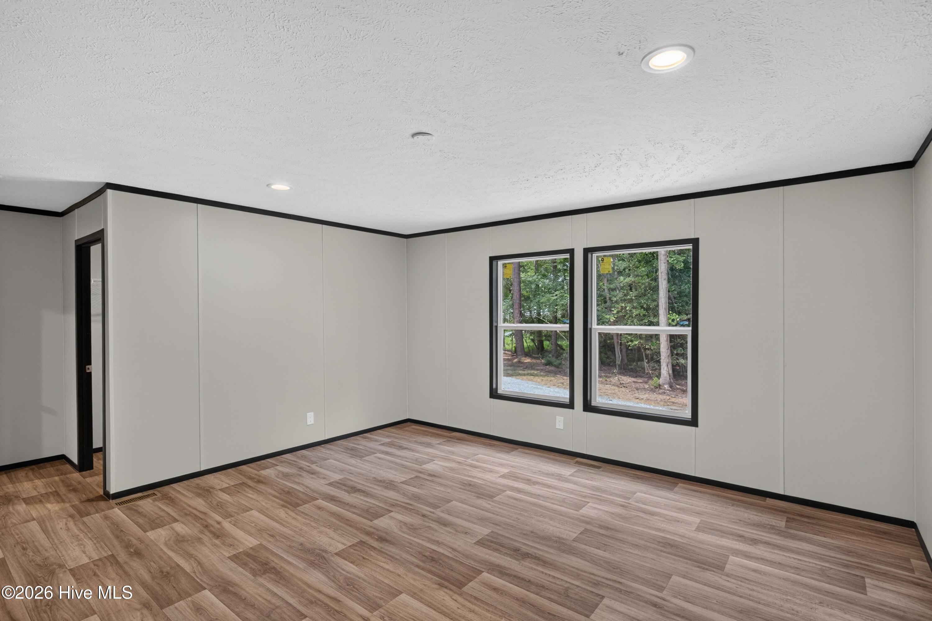 372 Mallard Roost Drive Property Photo 20
