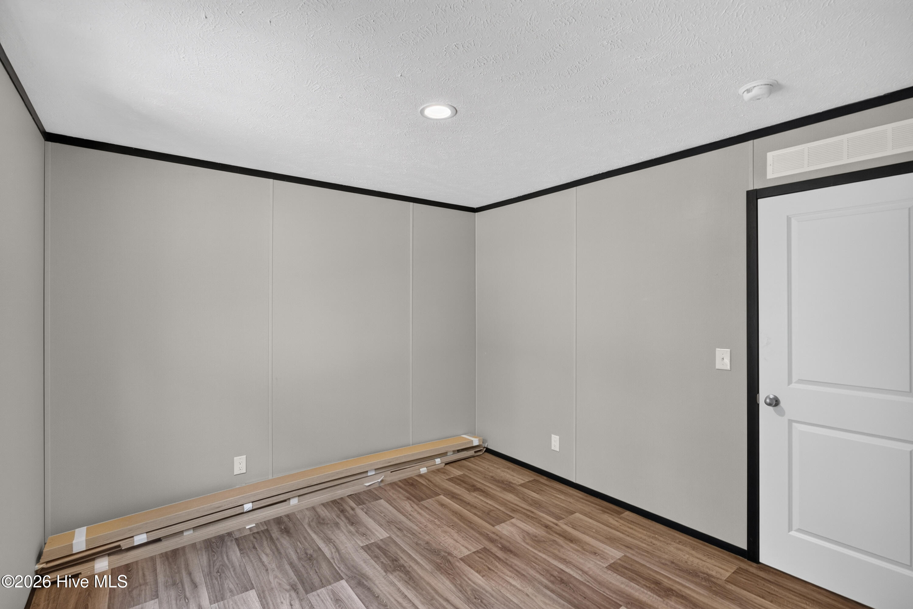 372 Mallard Roost Drive Property Photo 25