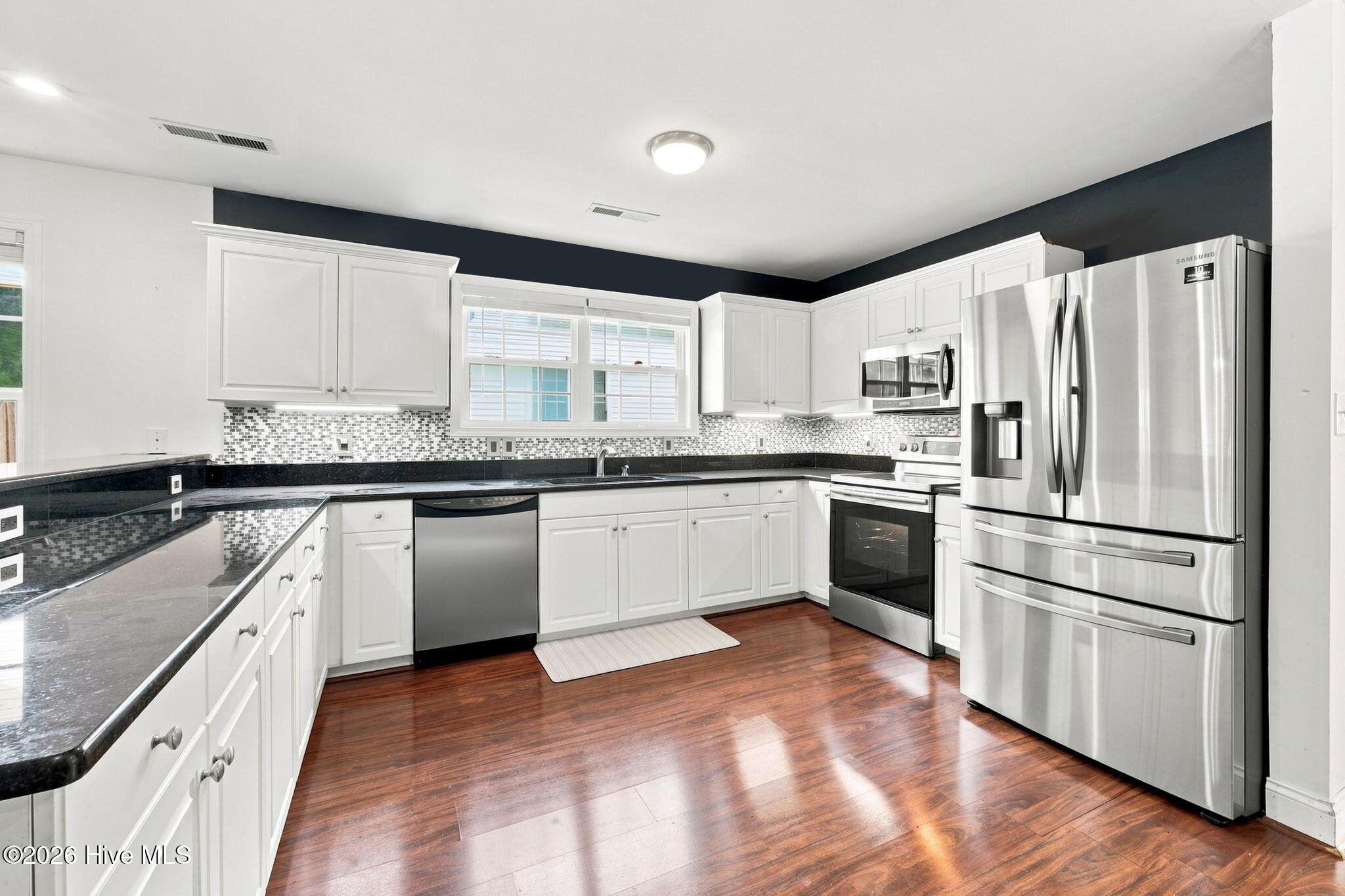 1004 Bally Bunion Lane Property Photo 12