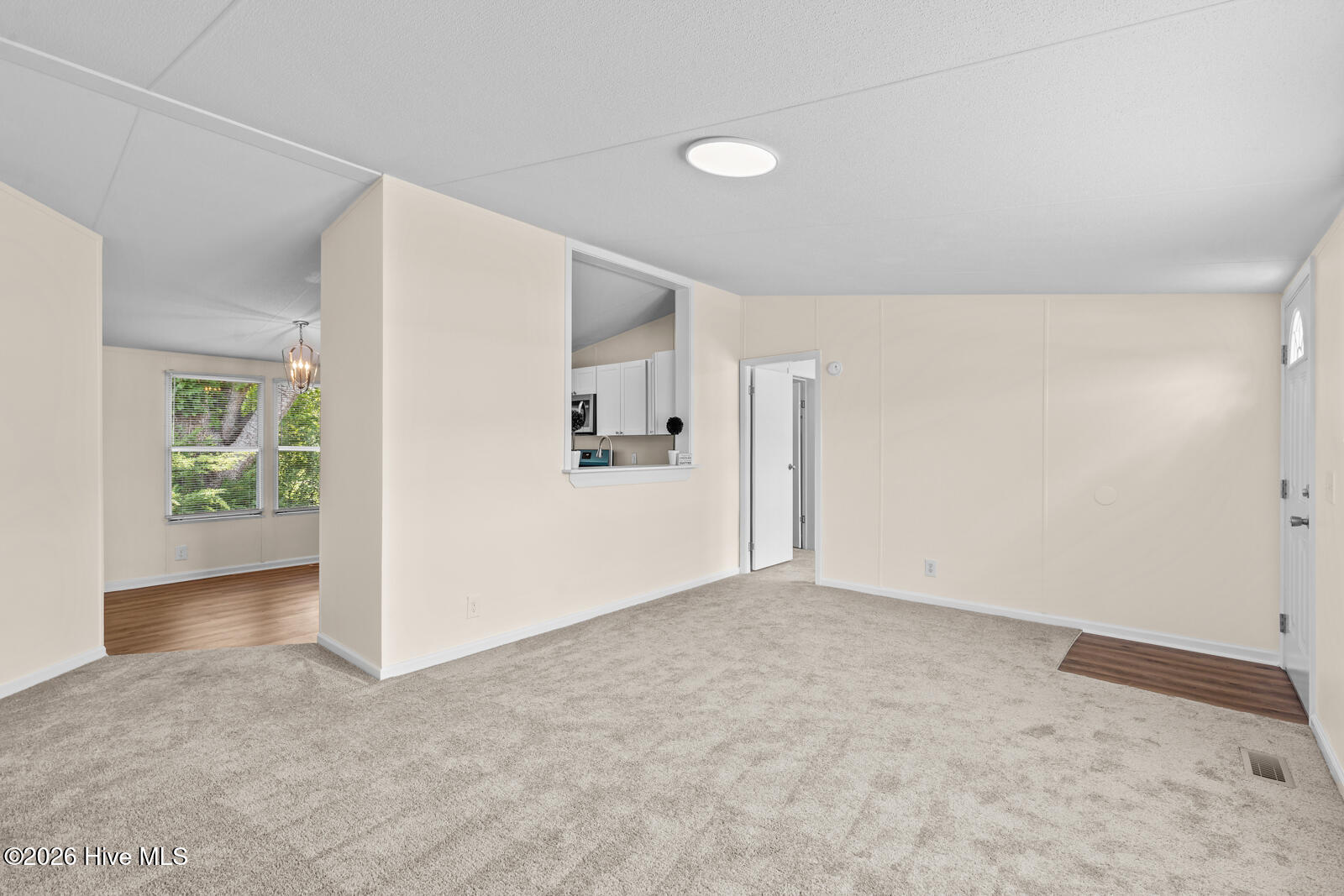 1014 Harrell's Loop Road Property Photo 5