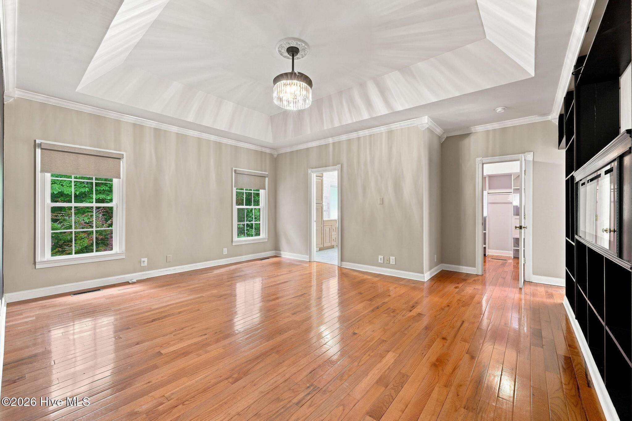 407 Rustic Court Property Photo 15