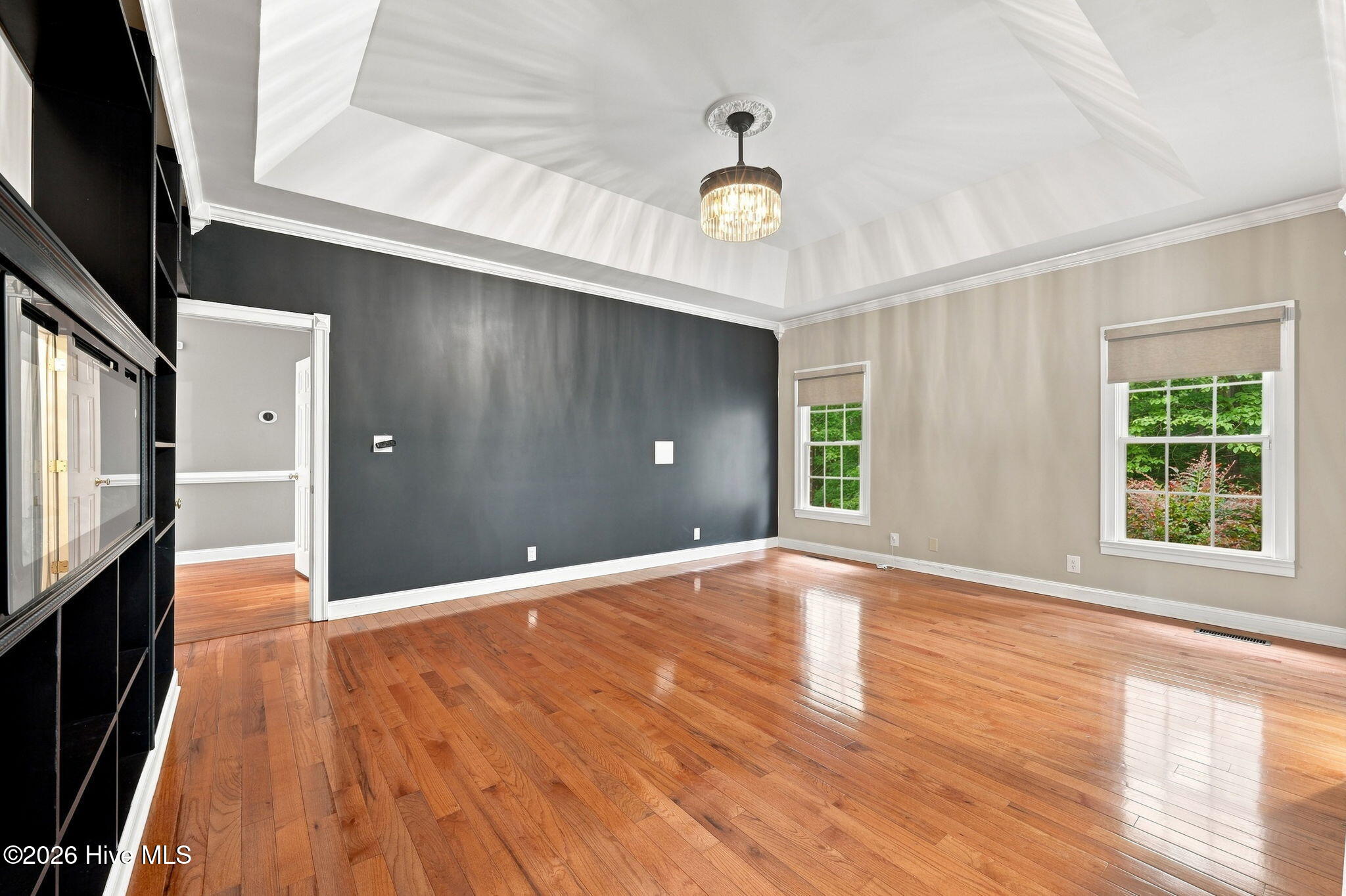407 Rustic Court Property Photo 18