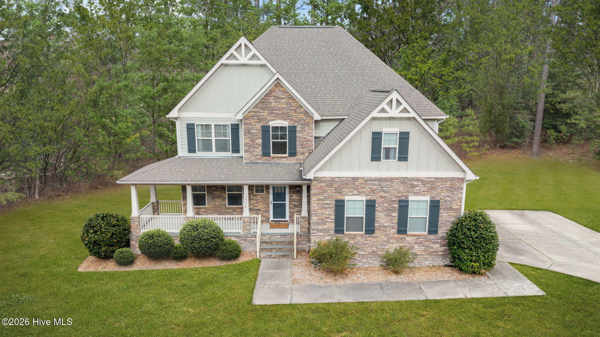 195 Glenmoor Drive Property Photo 1
