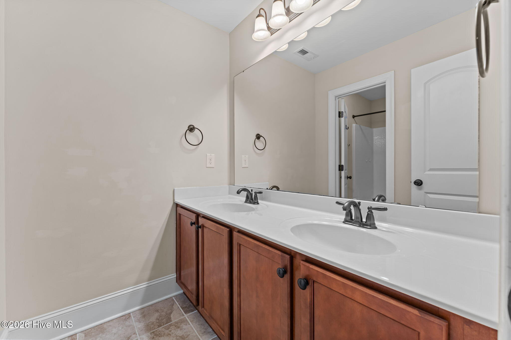 195 Glenmoor Drive Property Photo 47