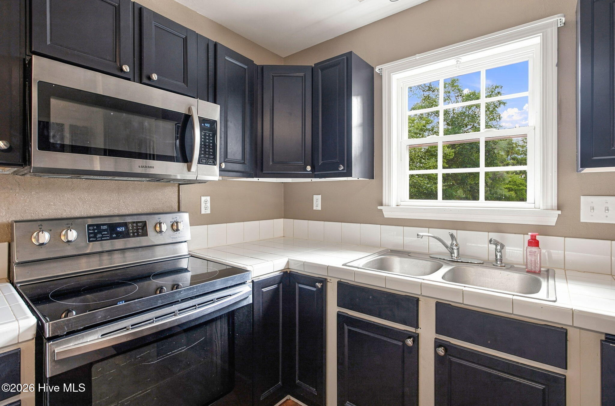 1805 W Oak Island Drive Property Photo 16