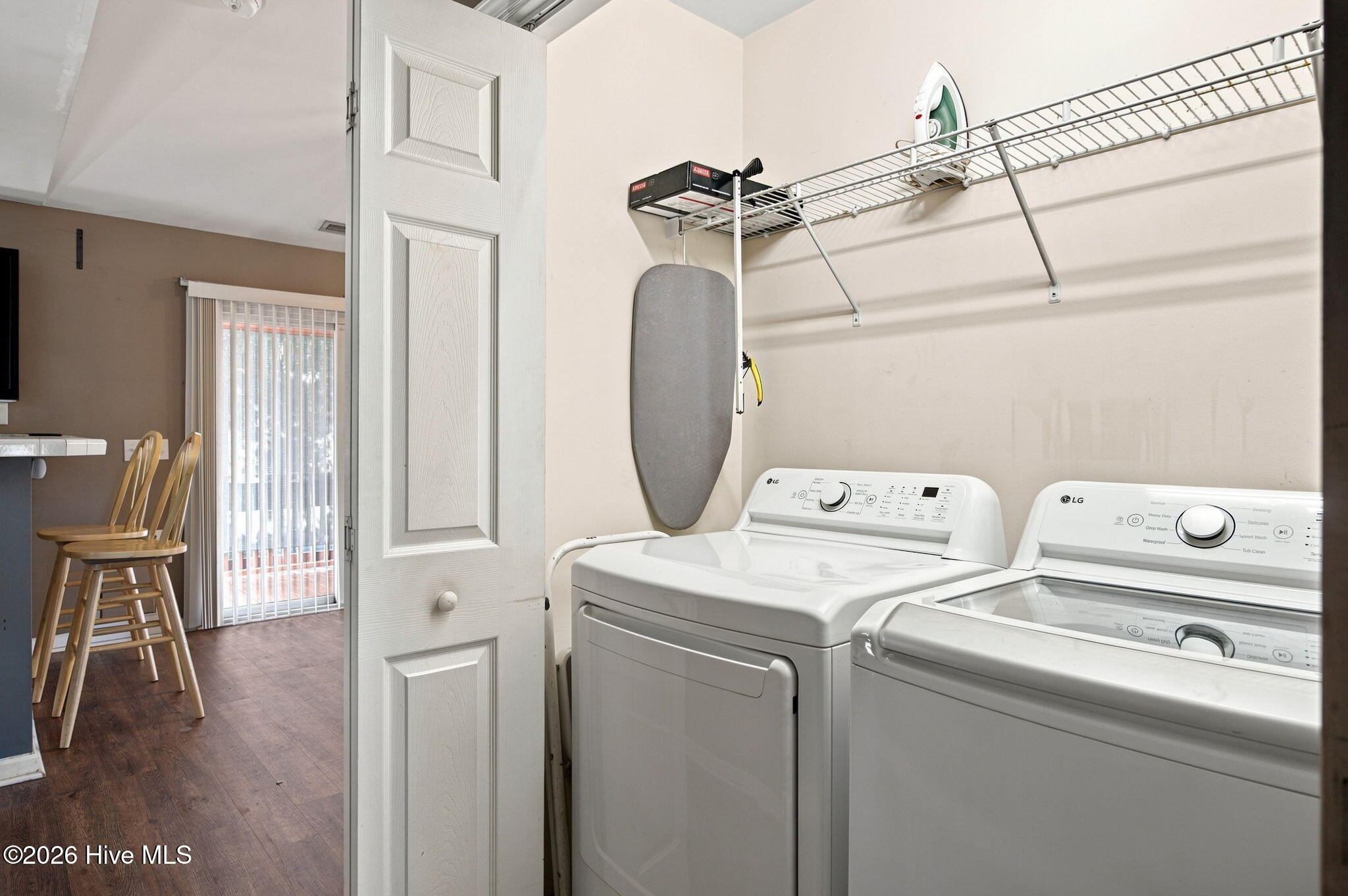 1805 W Oak Island Drive Property Photo 18
