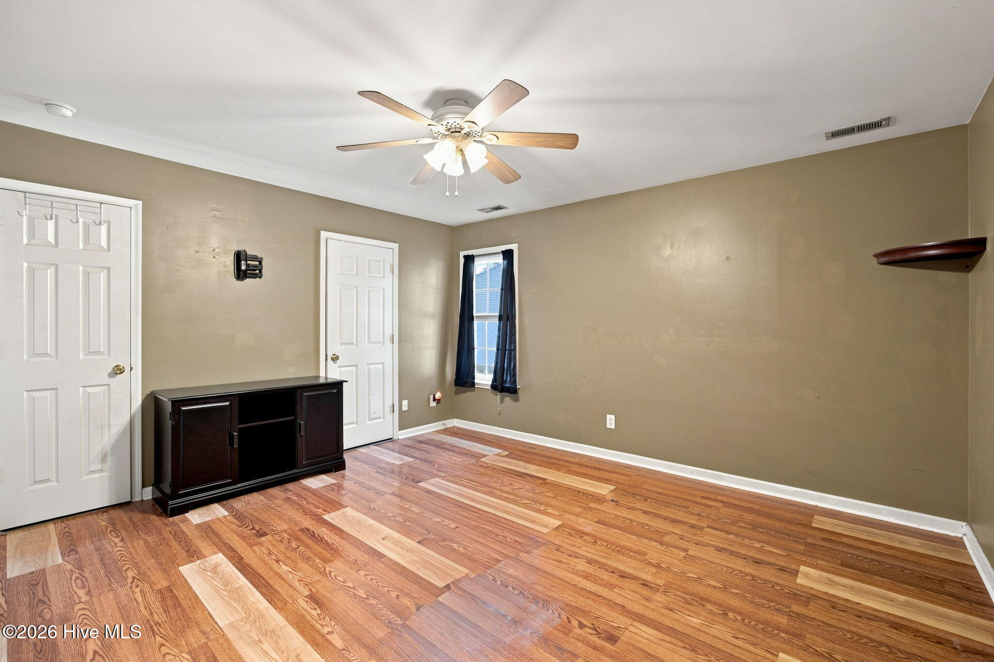 1805 W Oak Island Drive Property Photo 19