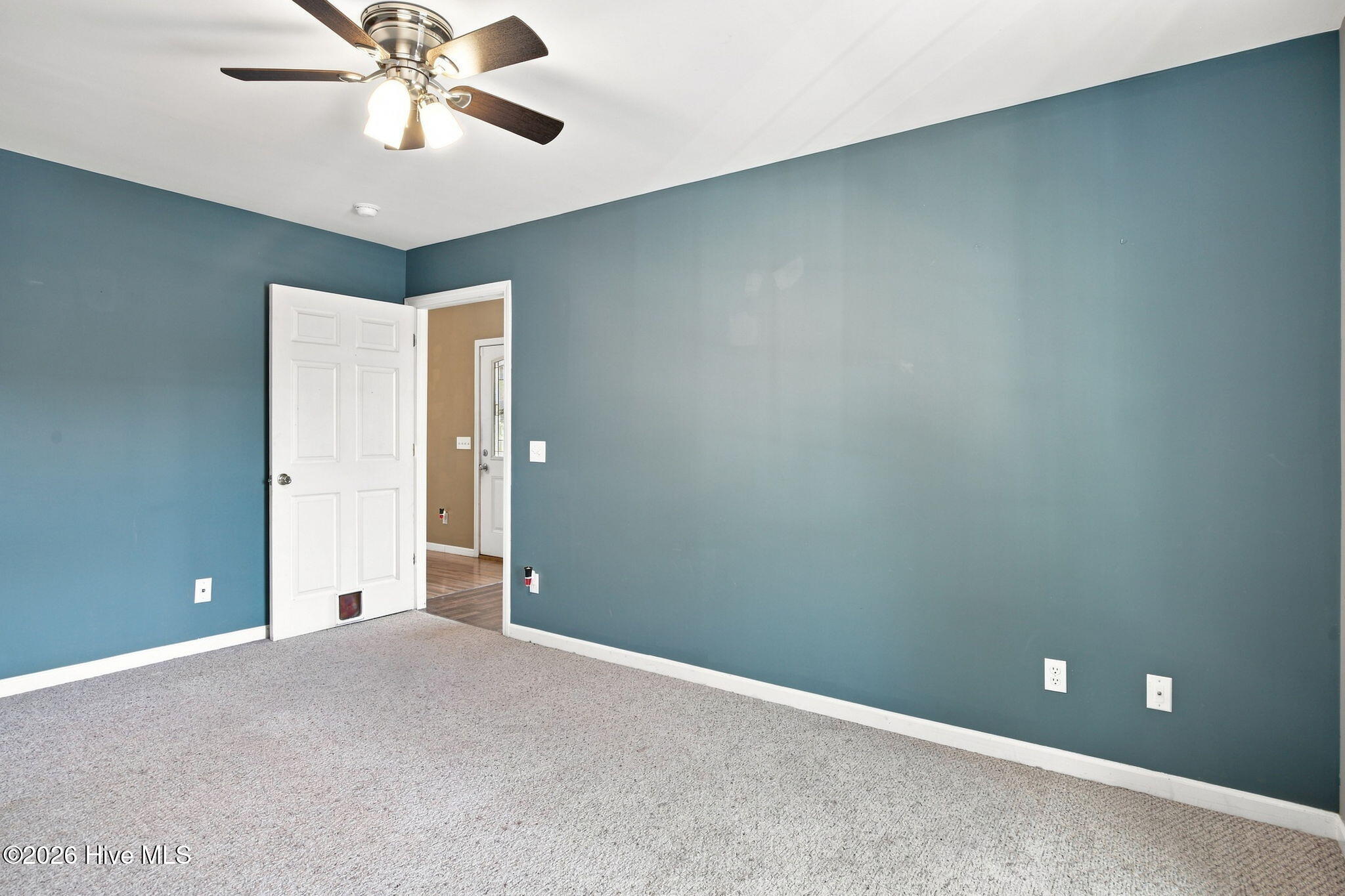 1805 W Oak Island Drive Property Photo 24