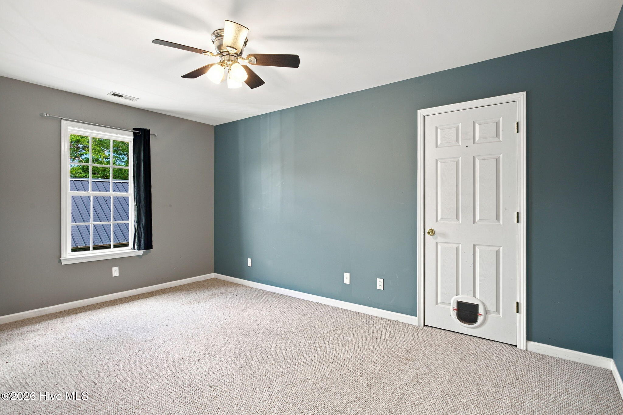 1805 W Oak Island Drive Property Photo 25