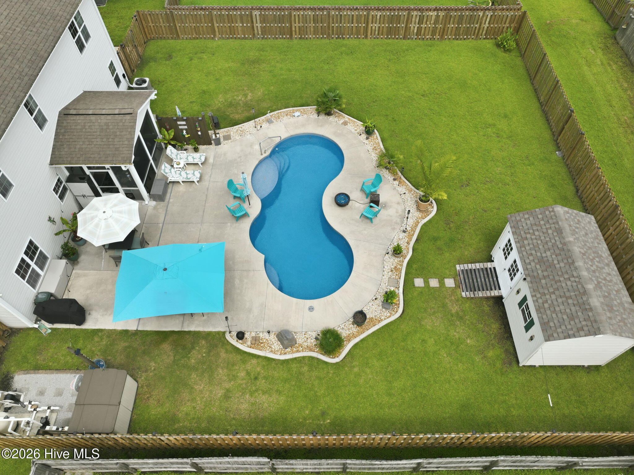 512 Louvre Lane Property Photo 55