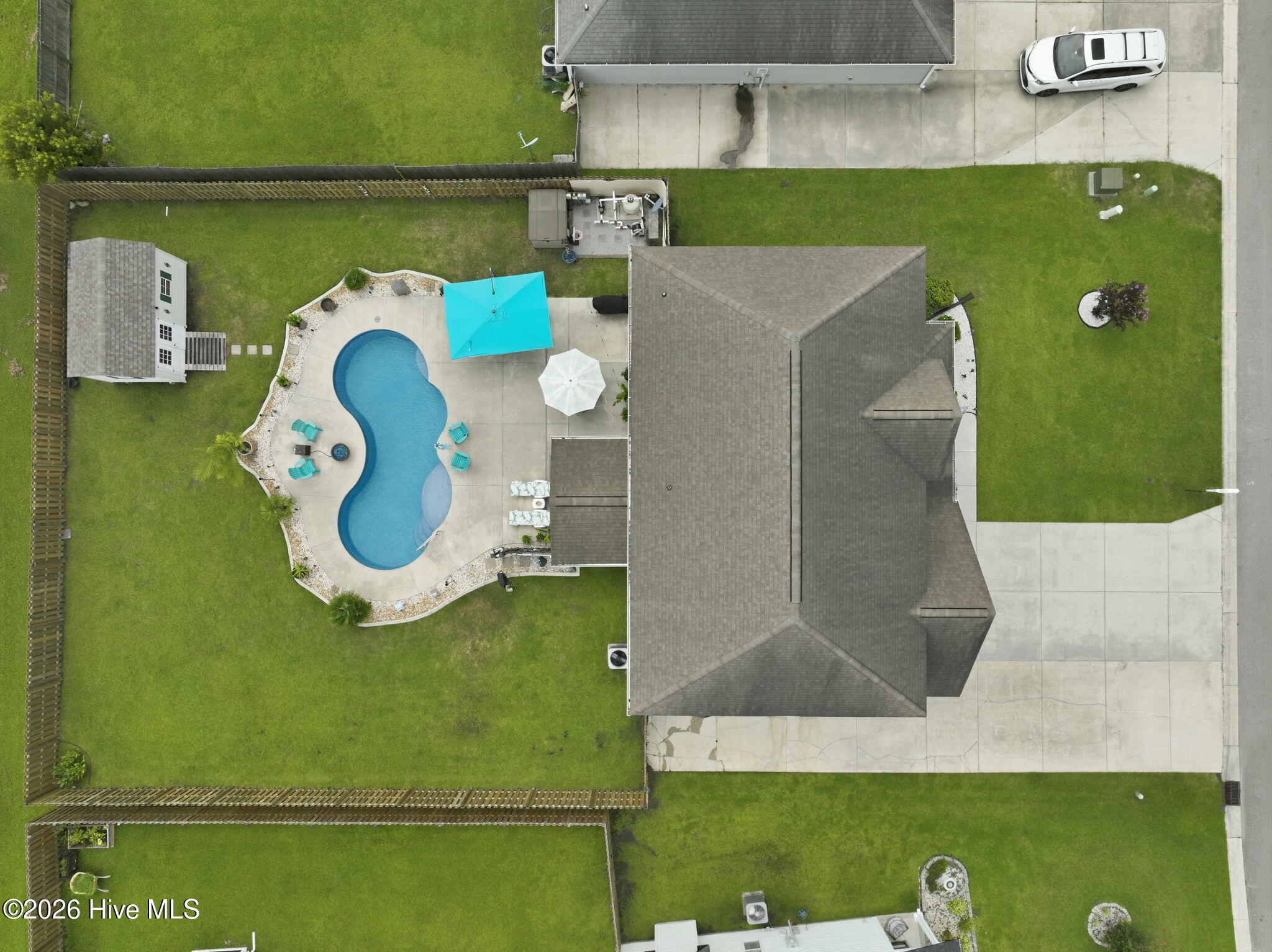 512 Louvre Lane Property Photo 59