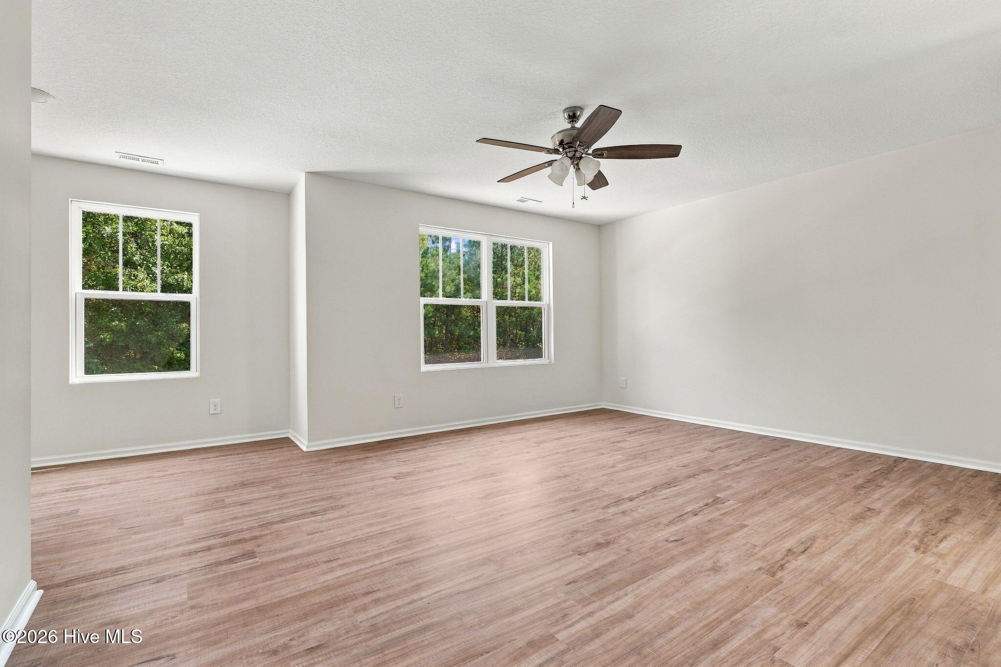 464 Denny Lane Property Photo 23