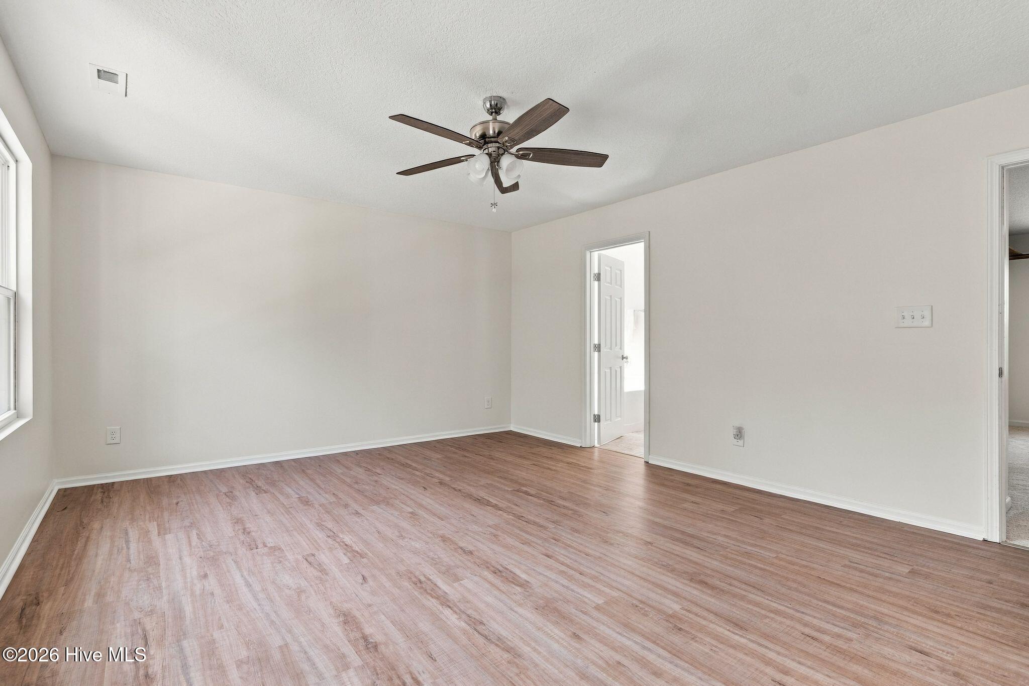464 Denny Lane Property Photo 26