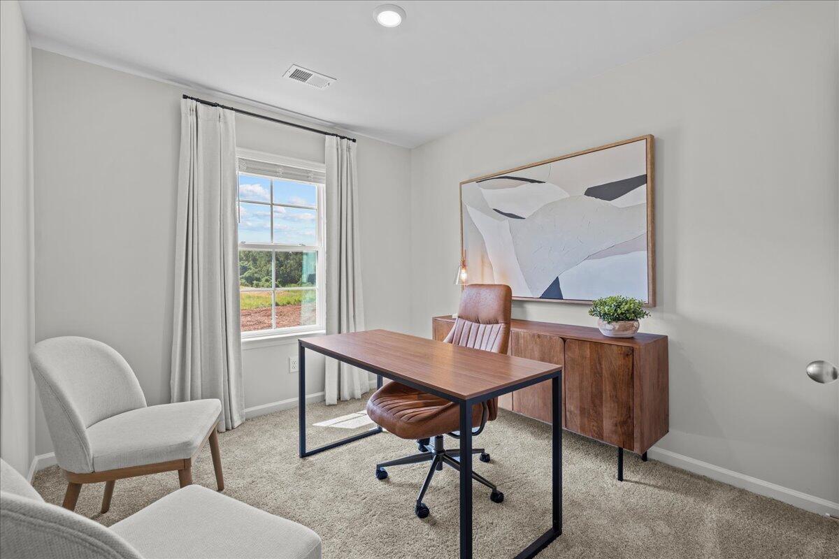 586 Slim Cypress Property Photo 22