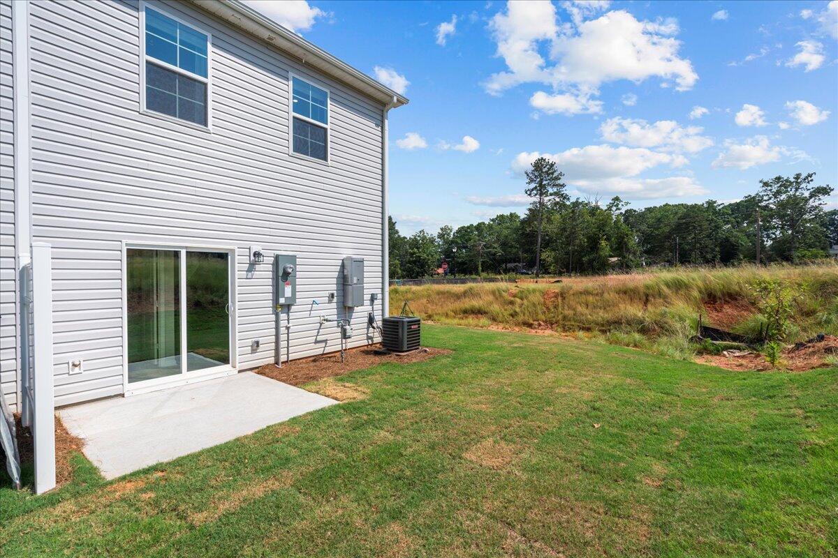 586 Slim Cypress Property Photo 25