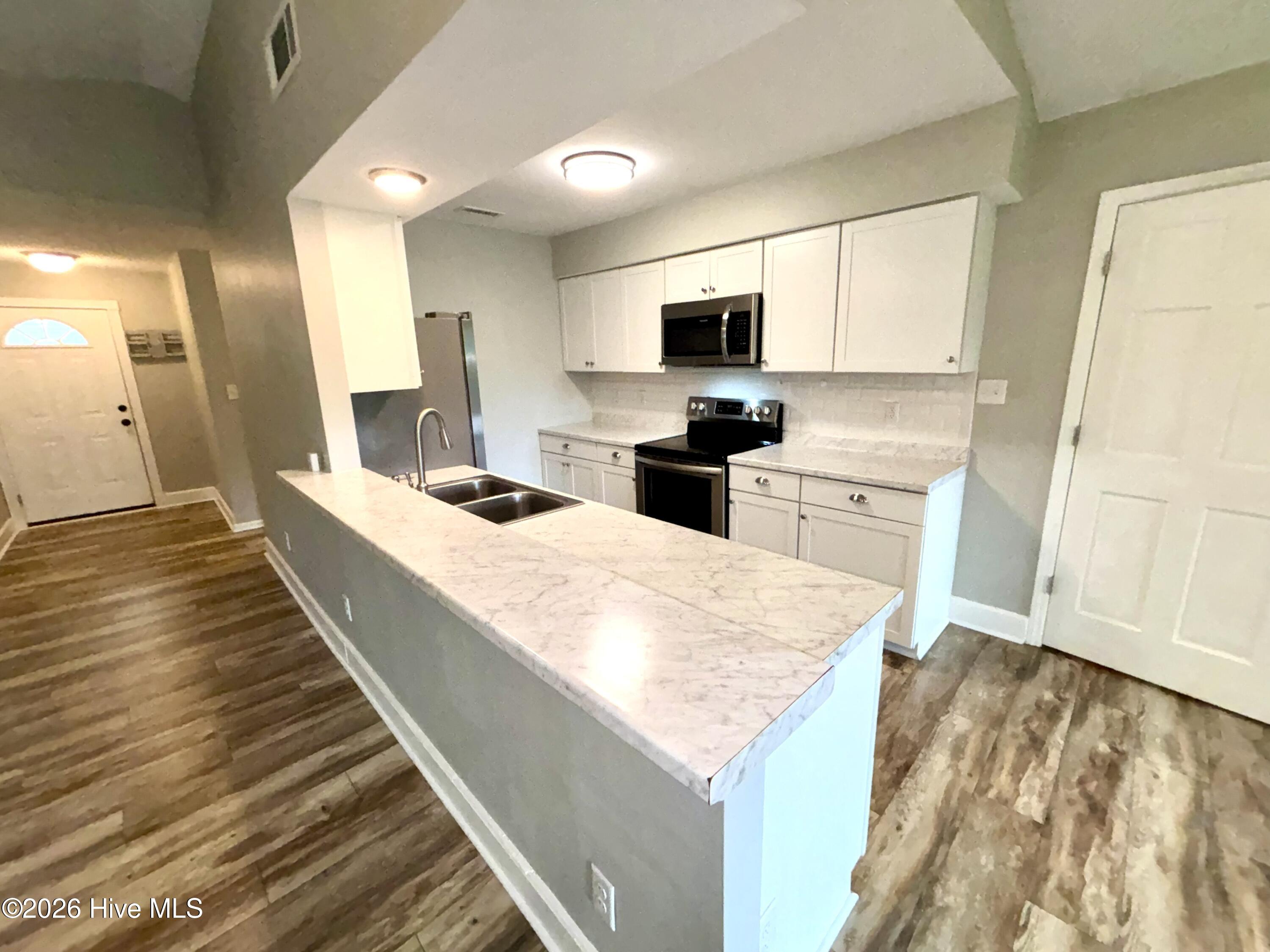 633 Foxfire Circle Property Photo 11