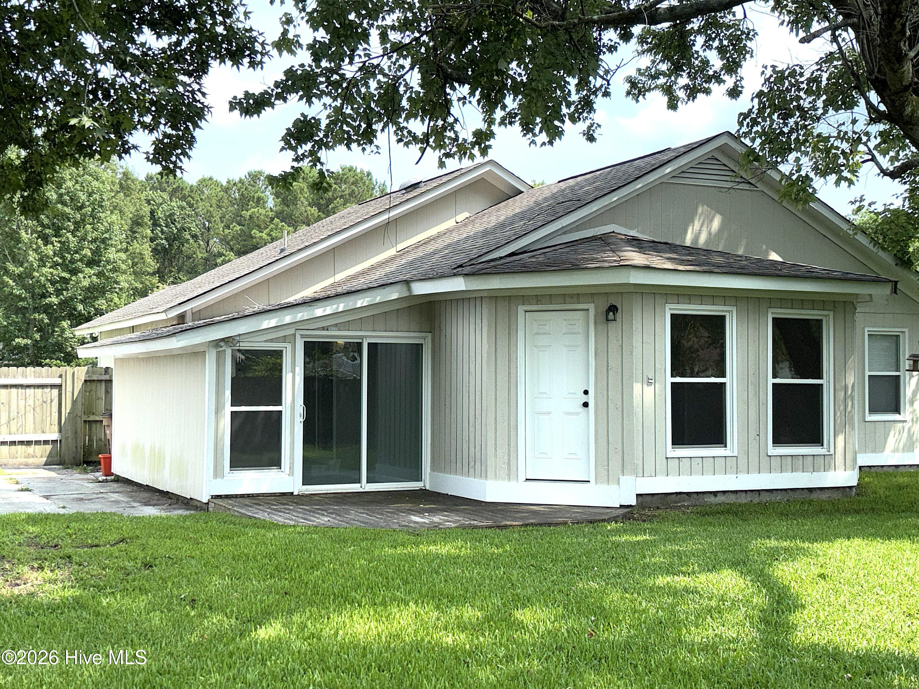633 Foxfire Circle Property Photo 41