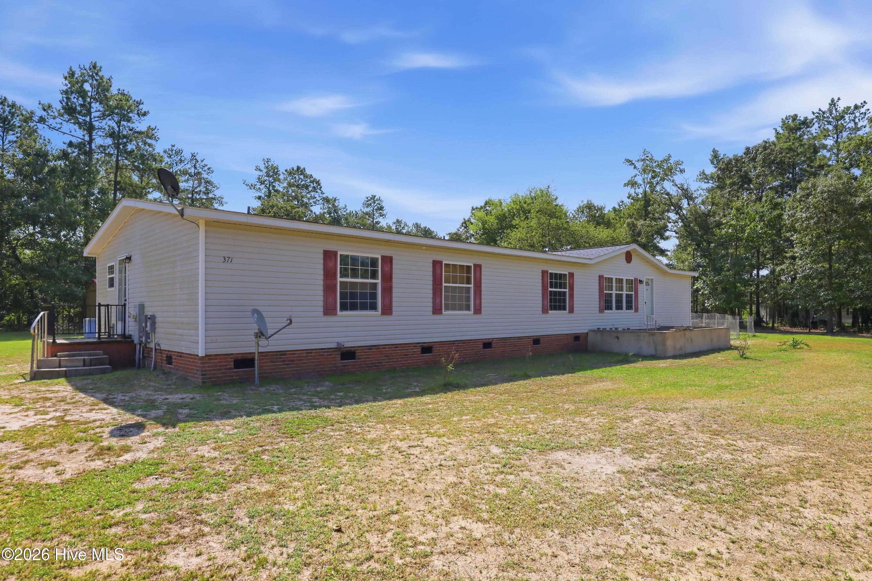 371 Maysville Lane Property Photo 2