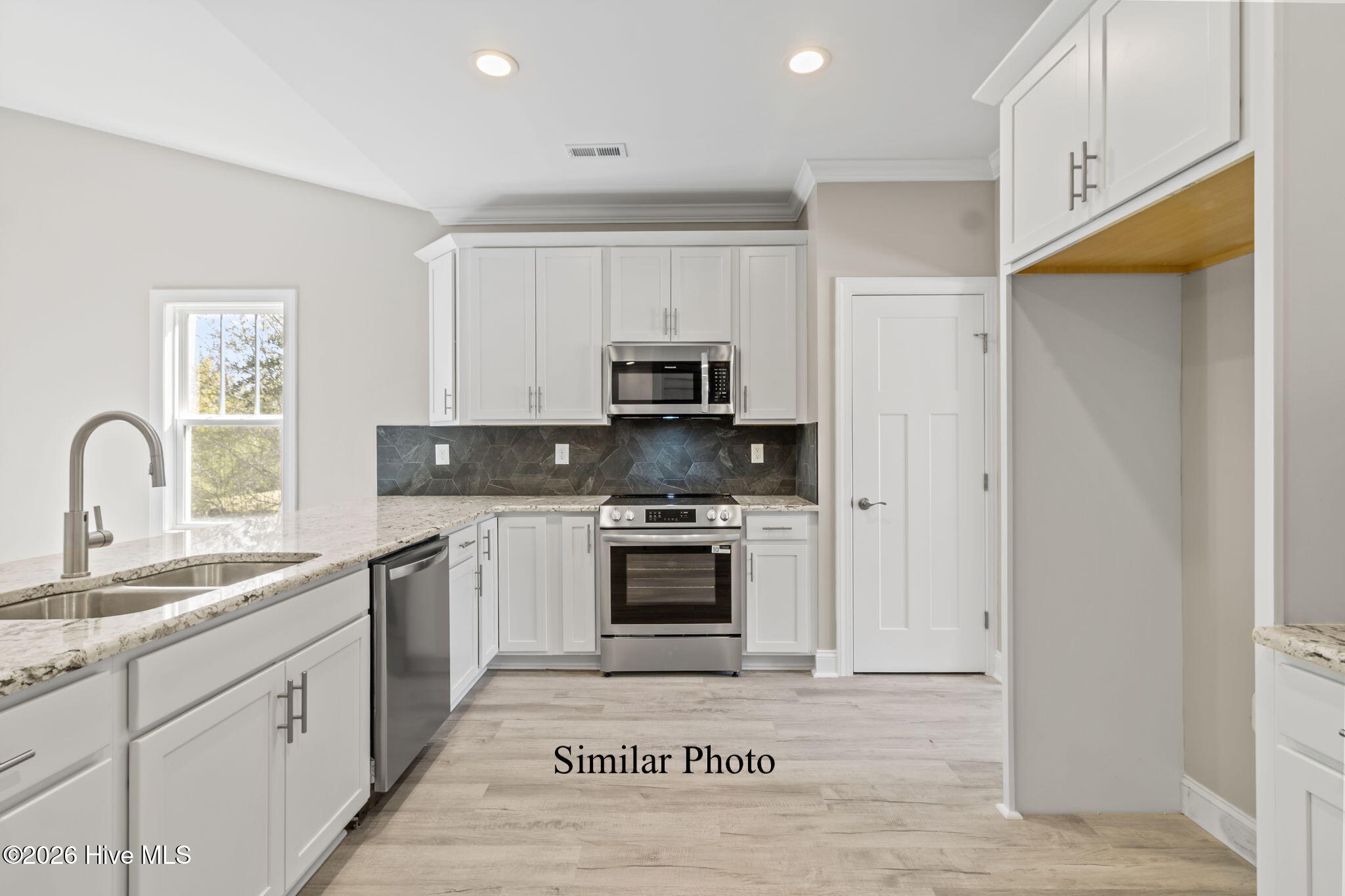 120 Holland Farm Road Property Photo 8