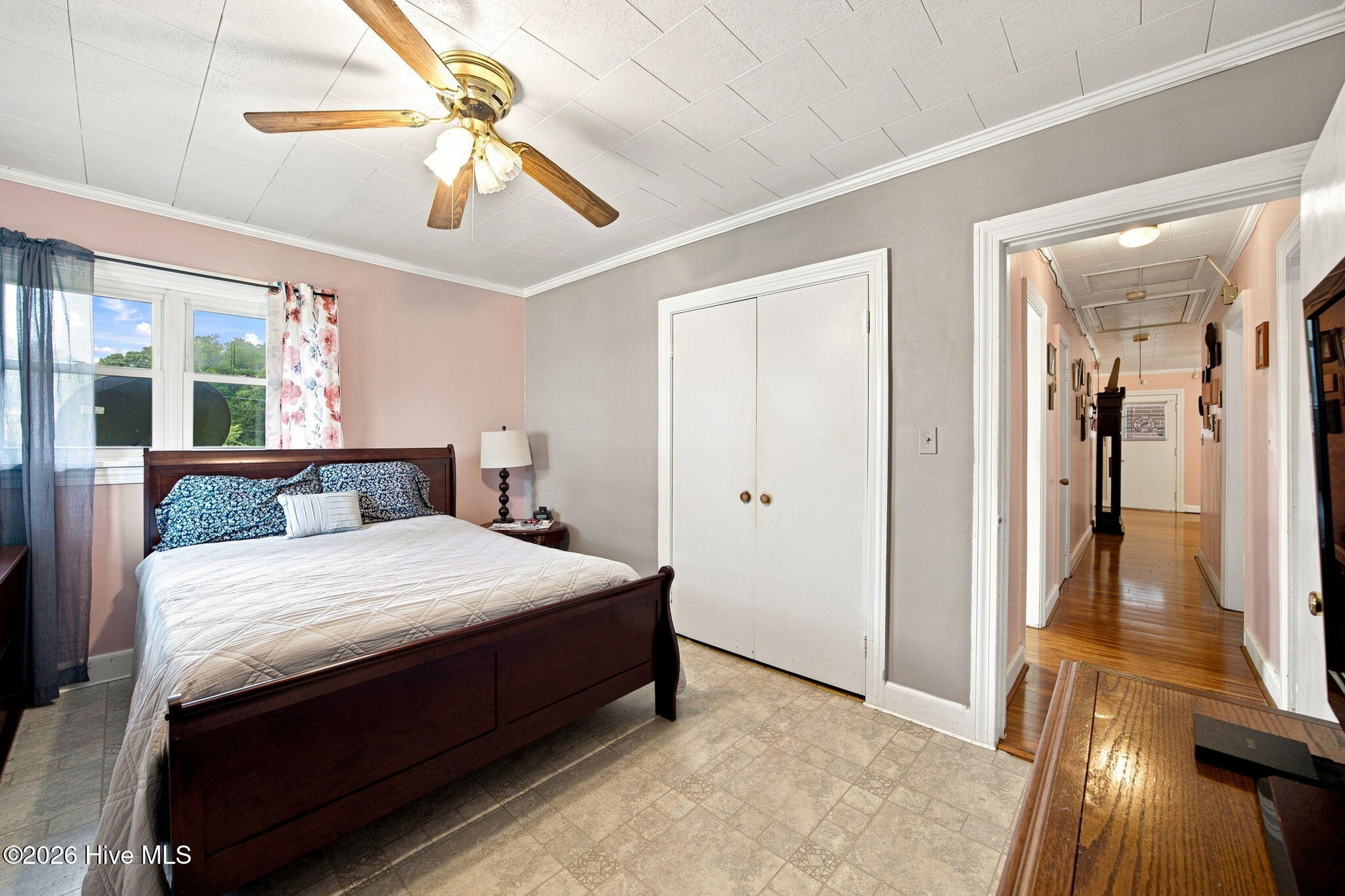 208 N West Avenue Property Photo 45