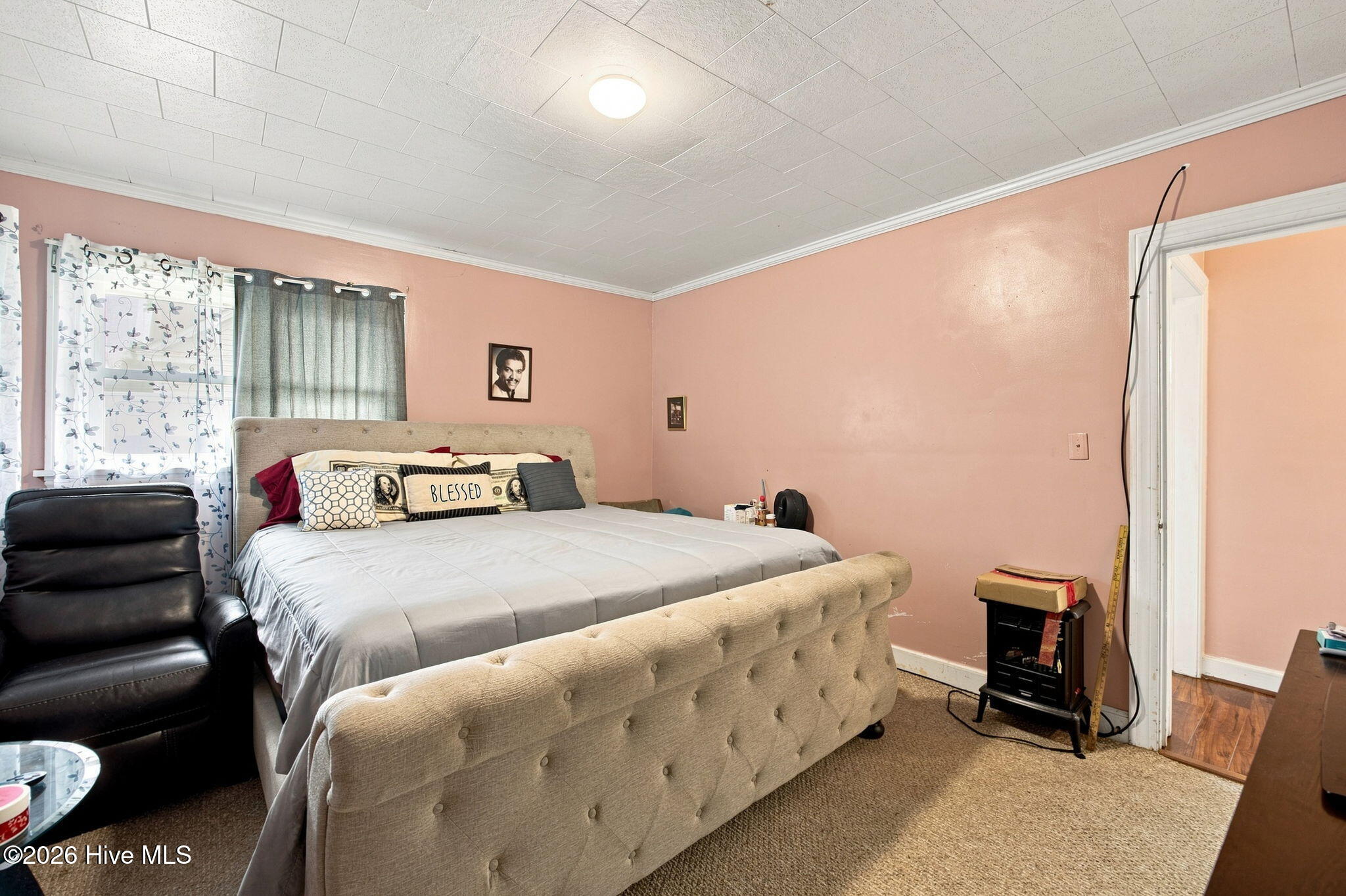 208 N West Avenue Property Photo 49