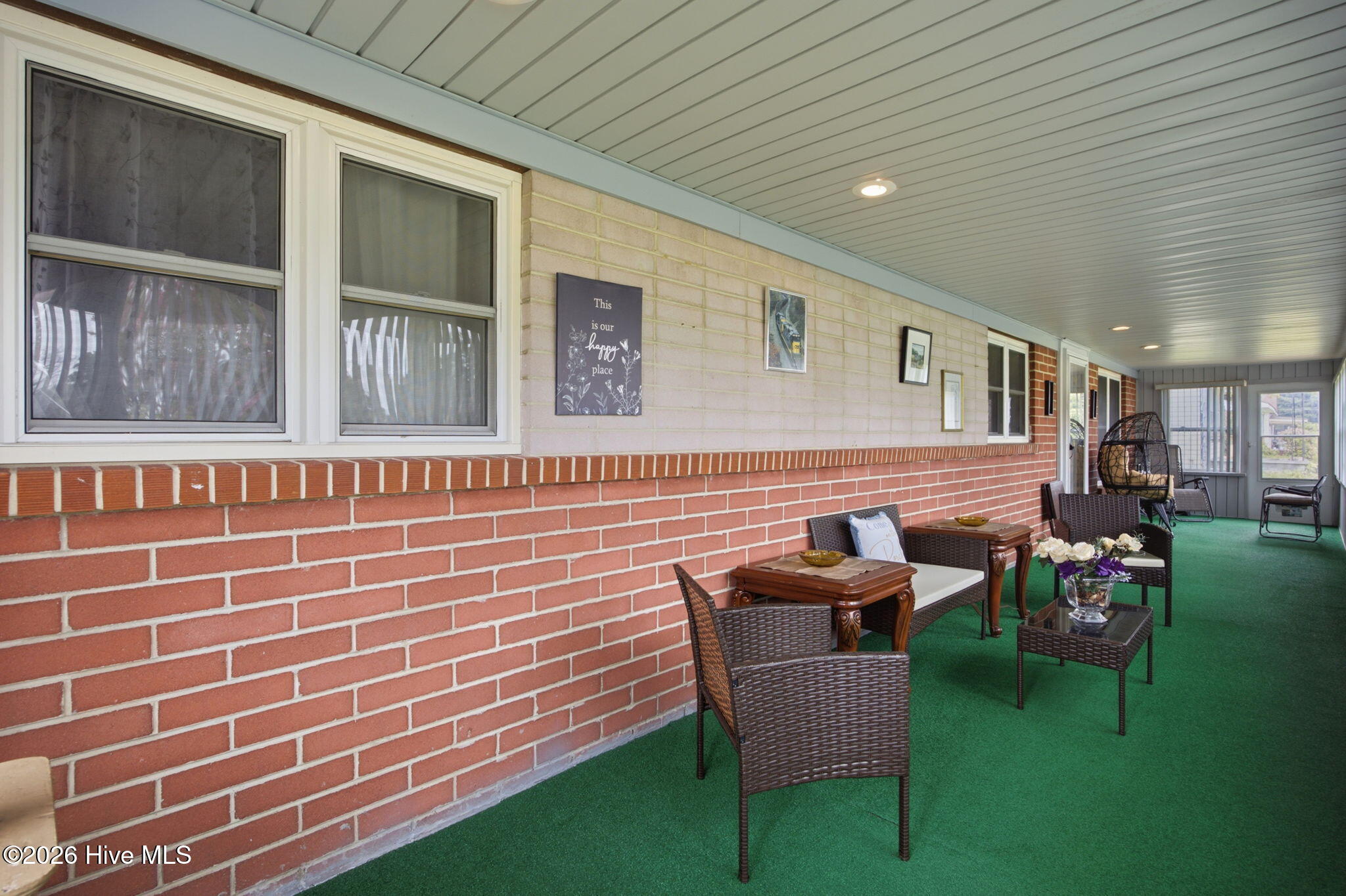 208 N West Avenue Property Photo 51