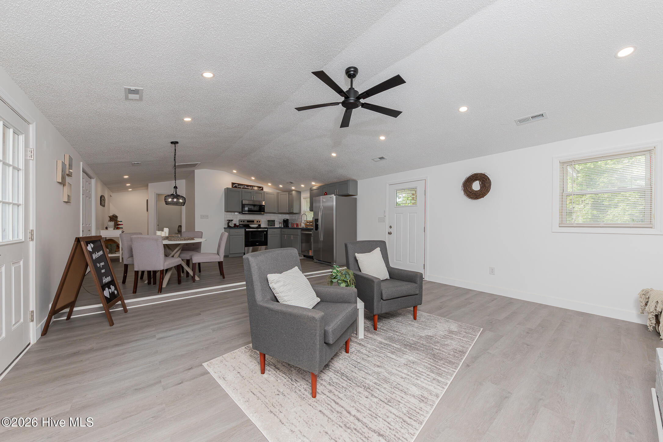 175 Peninsula Manor Road Property Photo 10