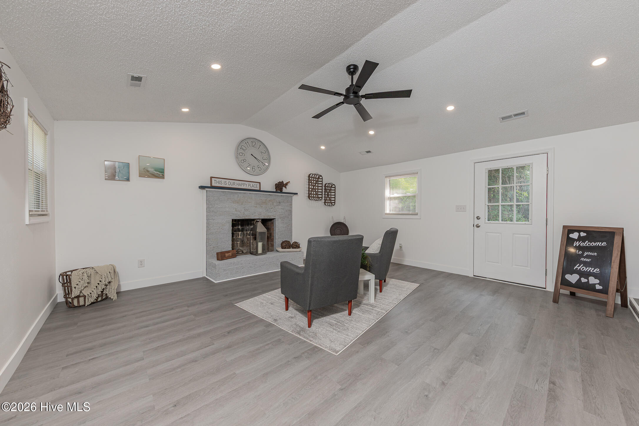 175 Peninsula Manor Road Property Photo 13
