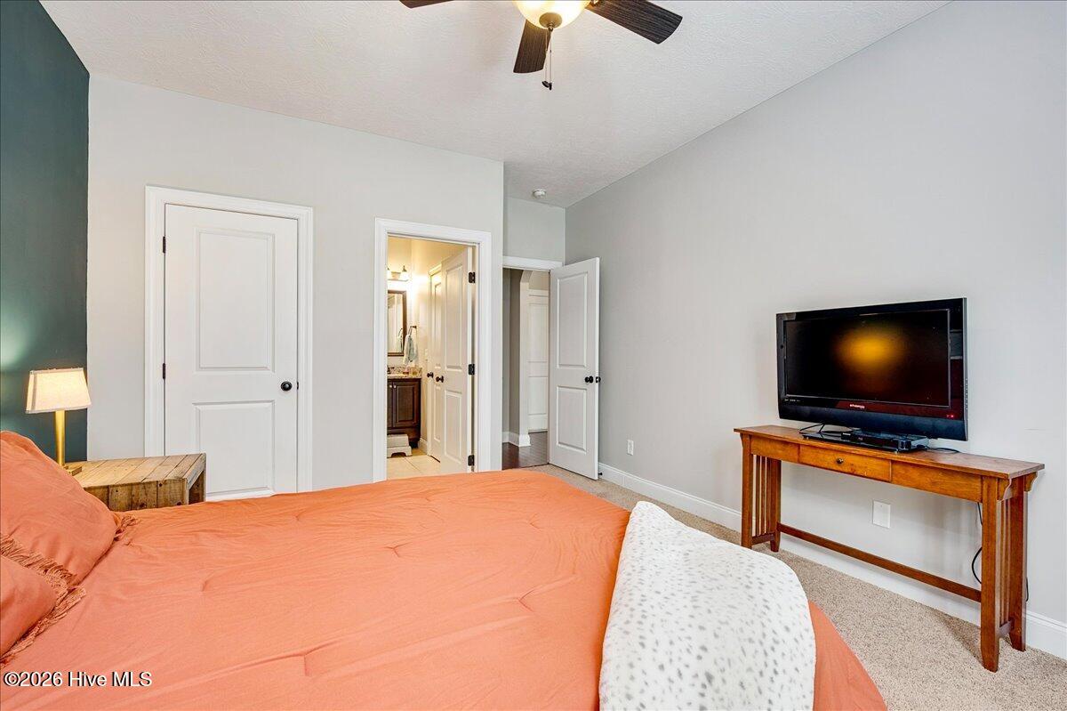 1038 Lancaster Way Property Photo 20