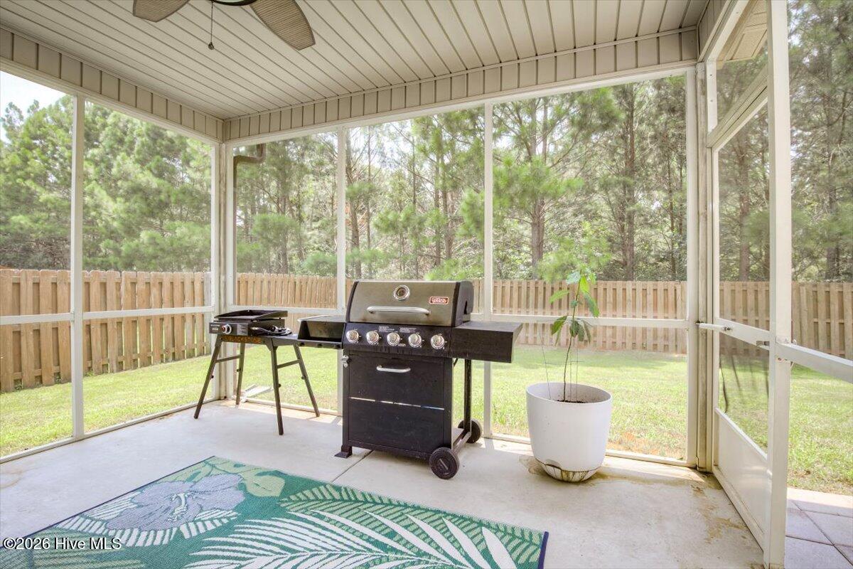 1038 Lancaster Way Property Photo 38