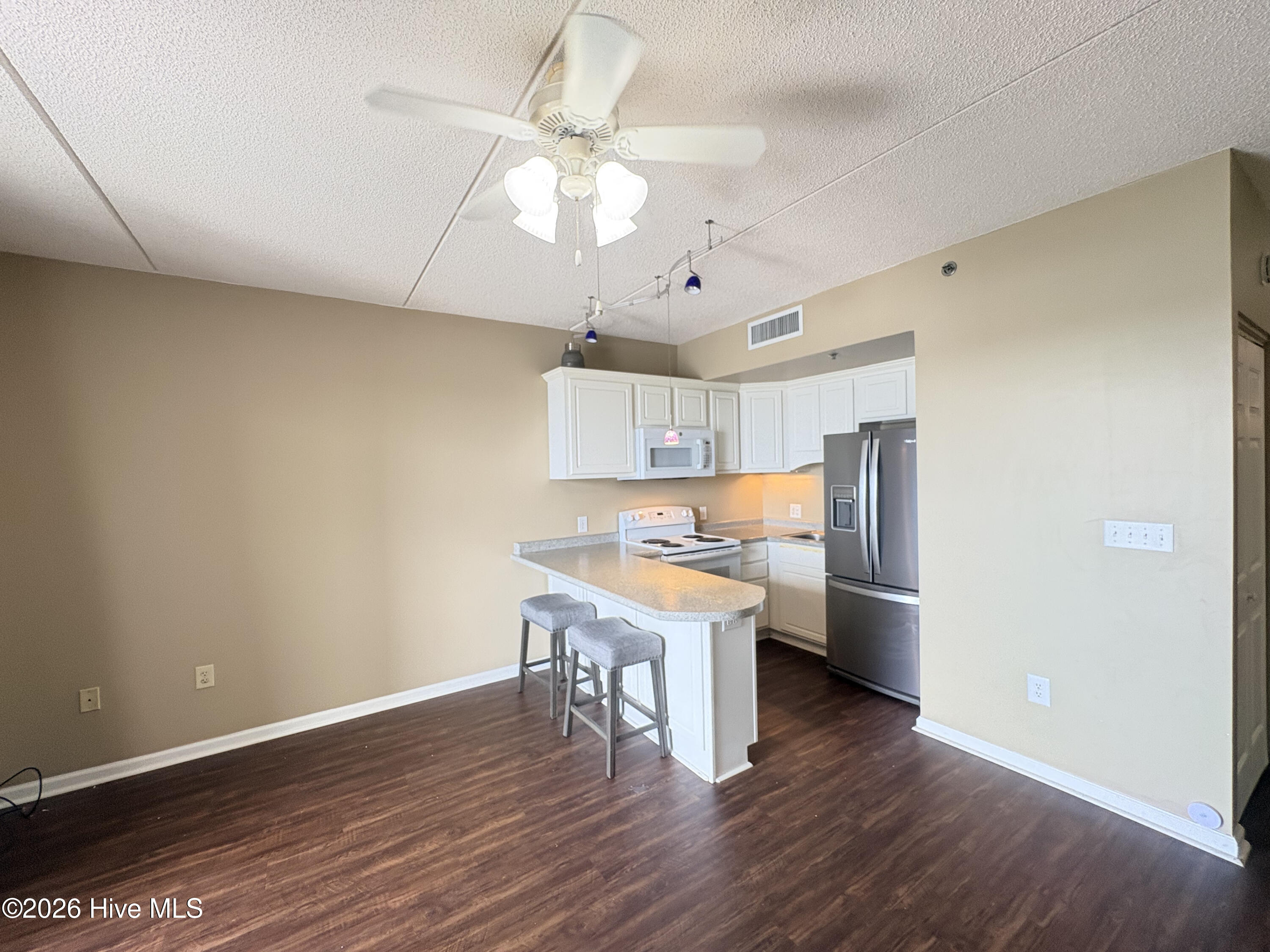 106 N Water Street 506 Property Photo 6