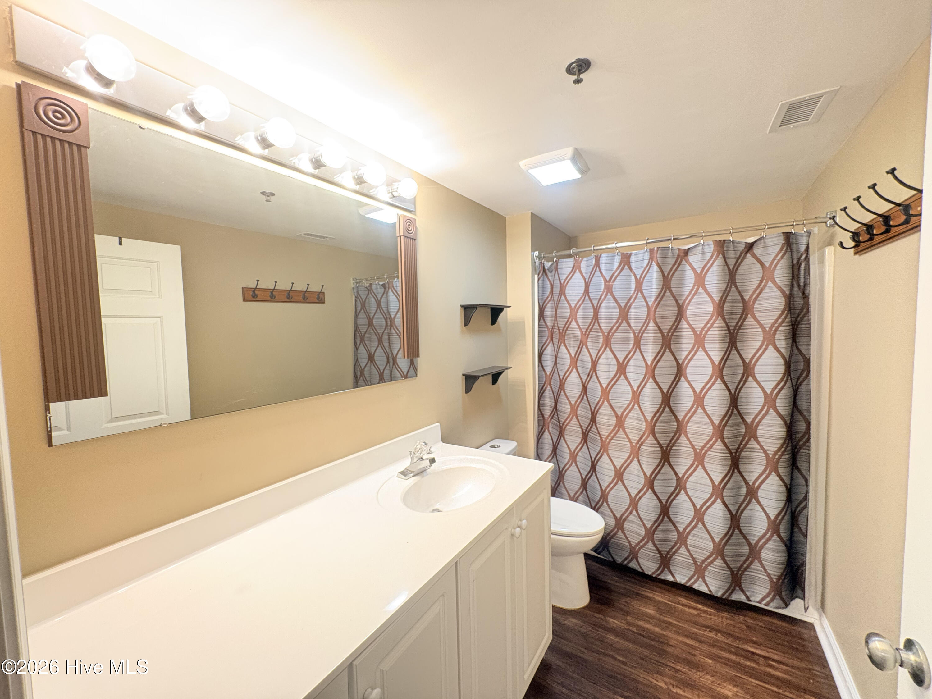 106 N Water Street 506 Property Photo 8