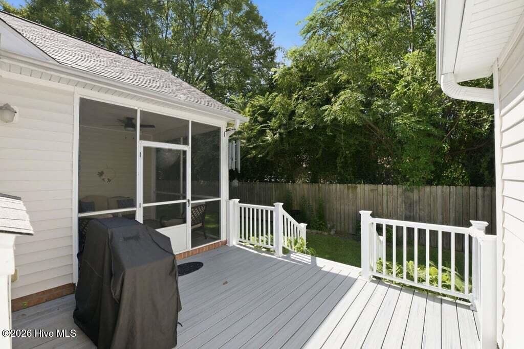 140 Jordan Drive Property Photo 28
