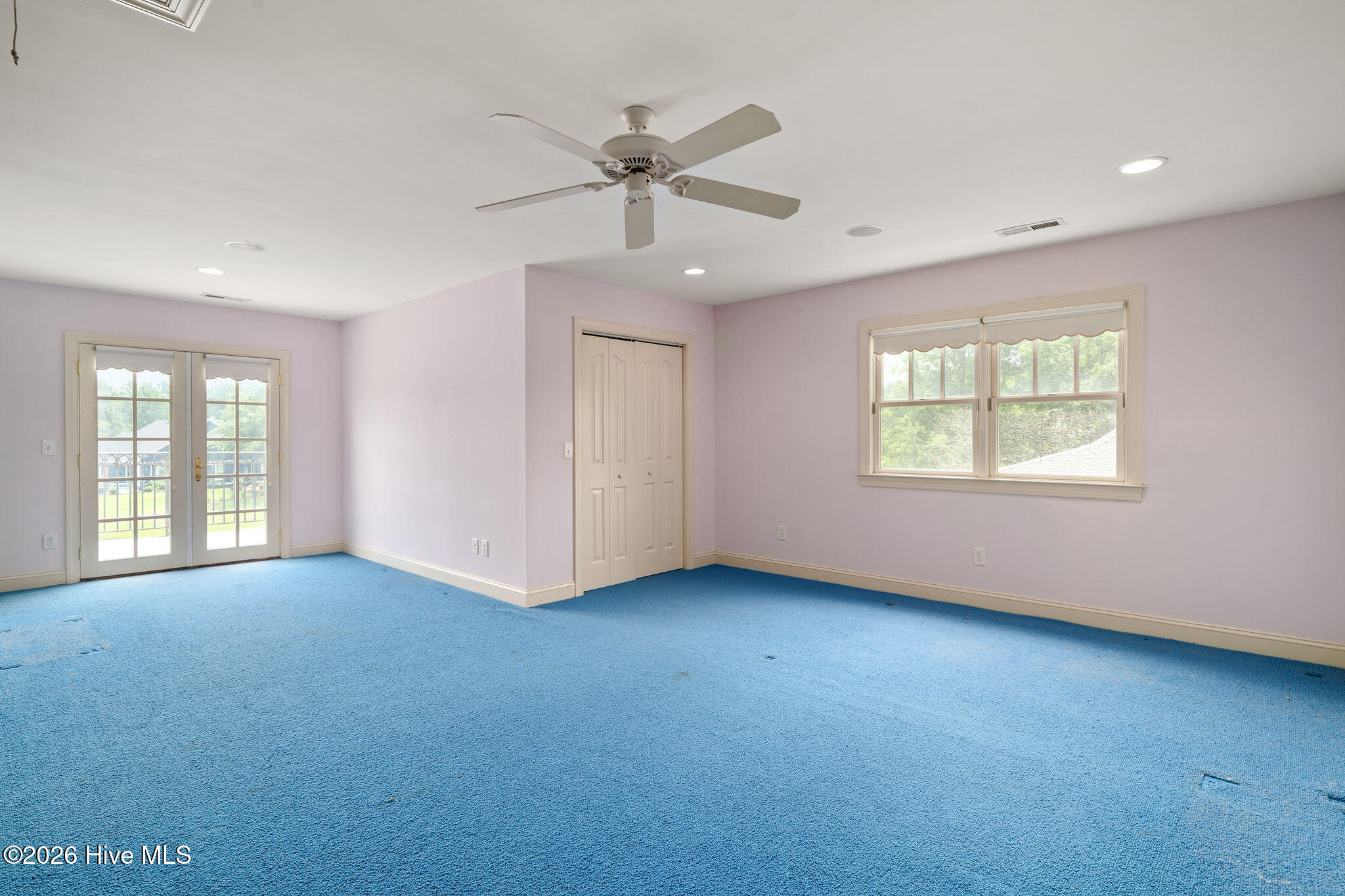 148 E Grandiflora Drive Property Photo 19
